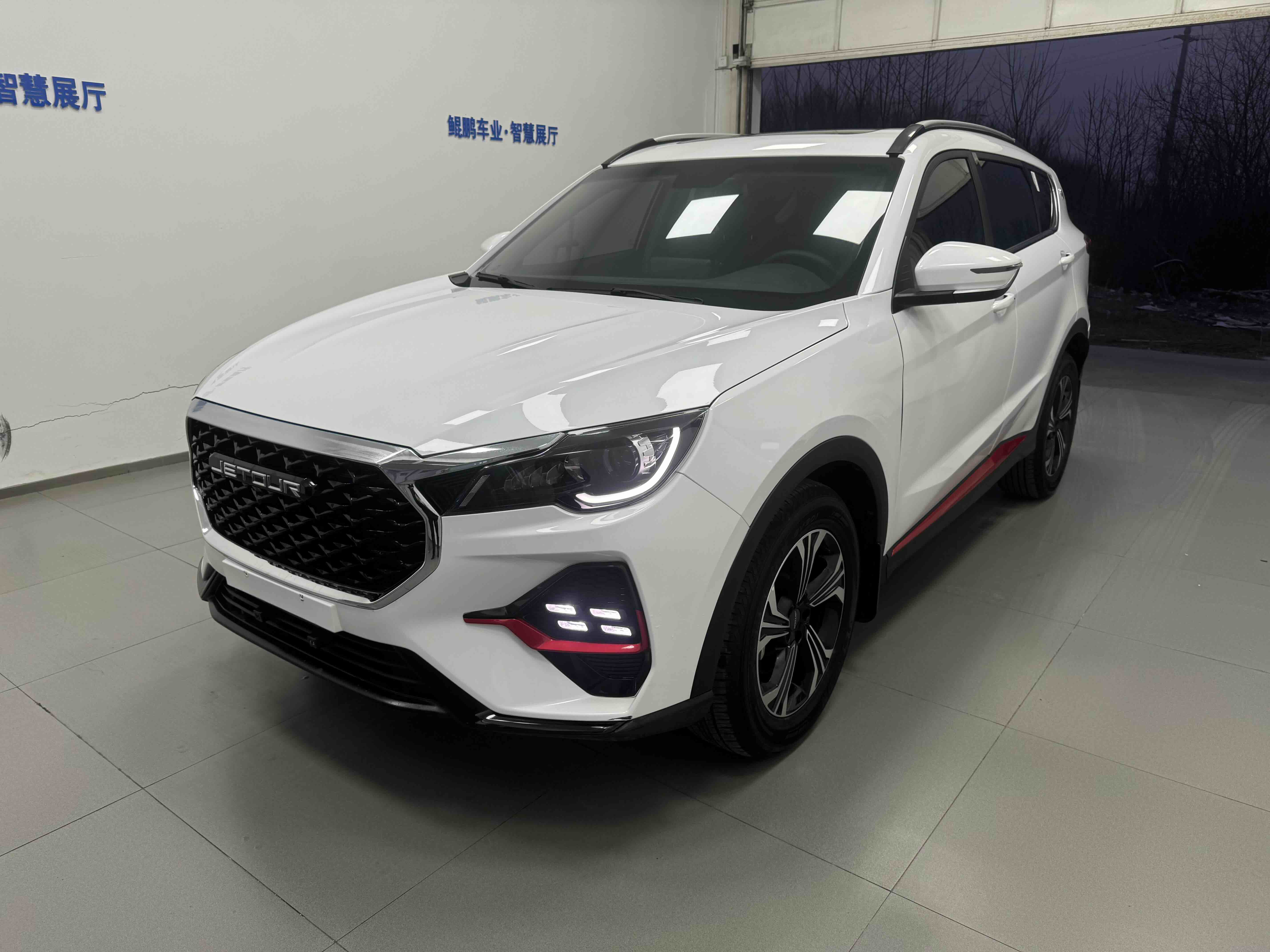 X70 2023 X70 2023 car image