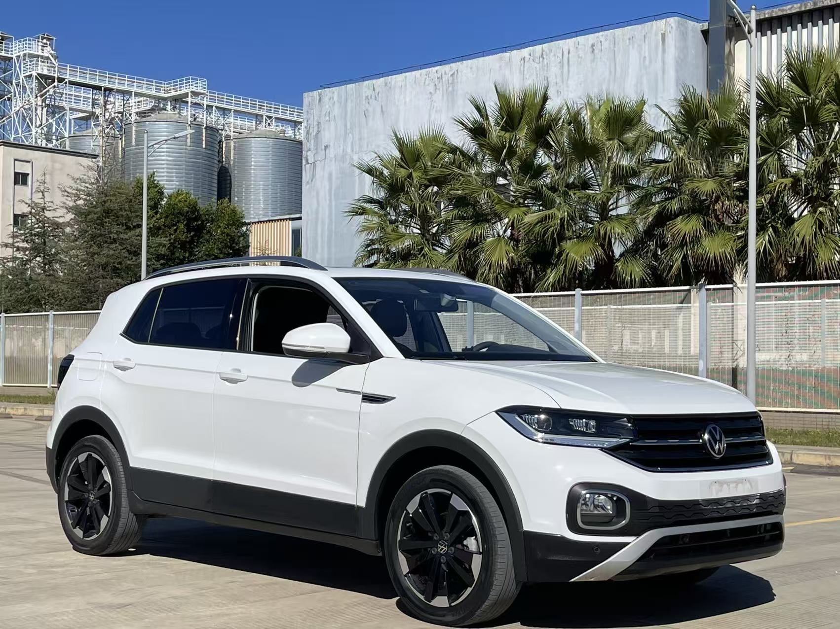 Volkswagen Tacqua 2023 car image 