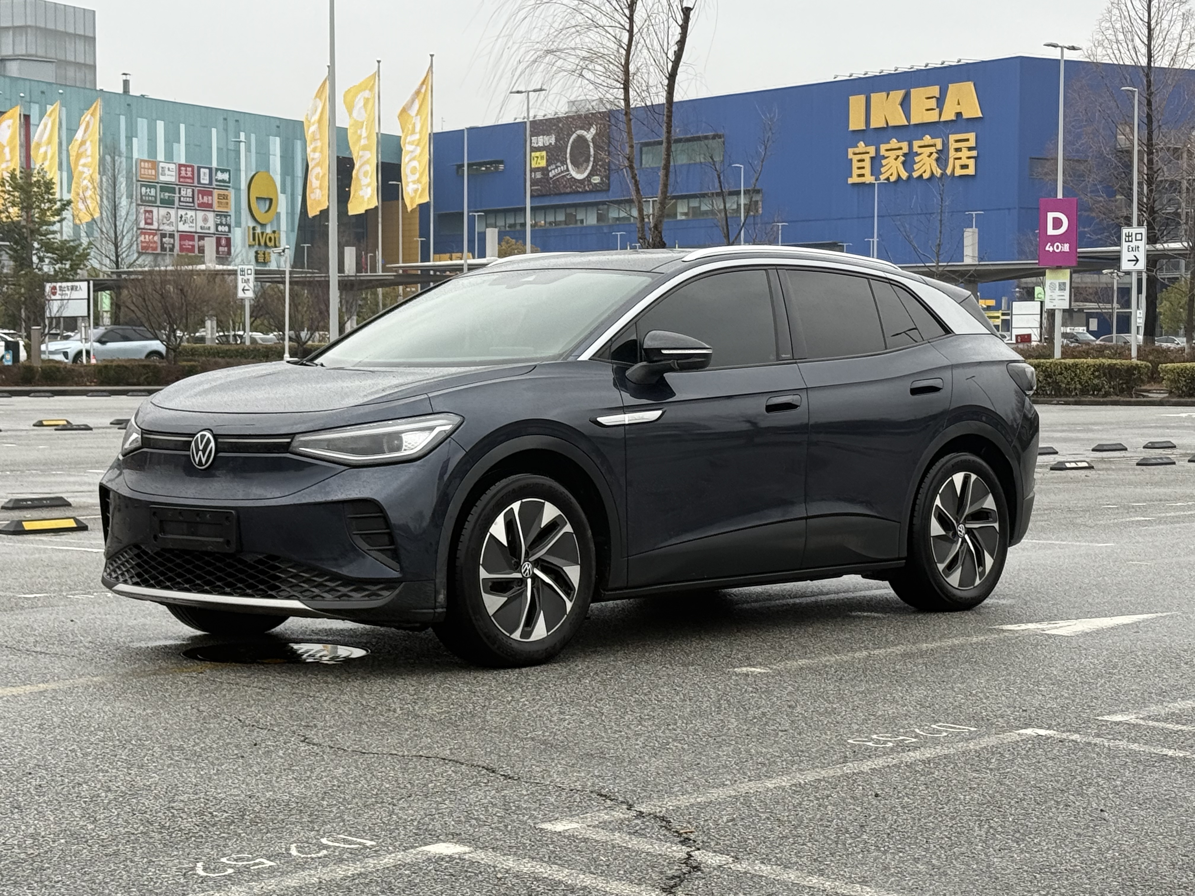 Volkswagen ID.4 Crozz 2023 Volkswagen ID.4 Crozz 2023 car image