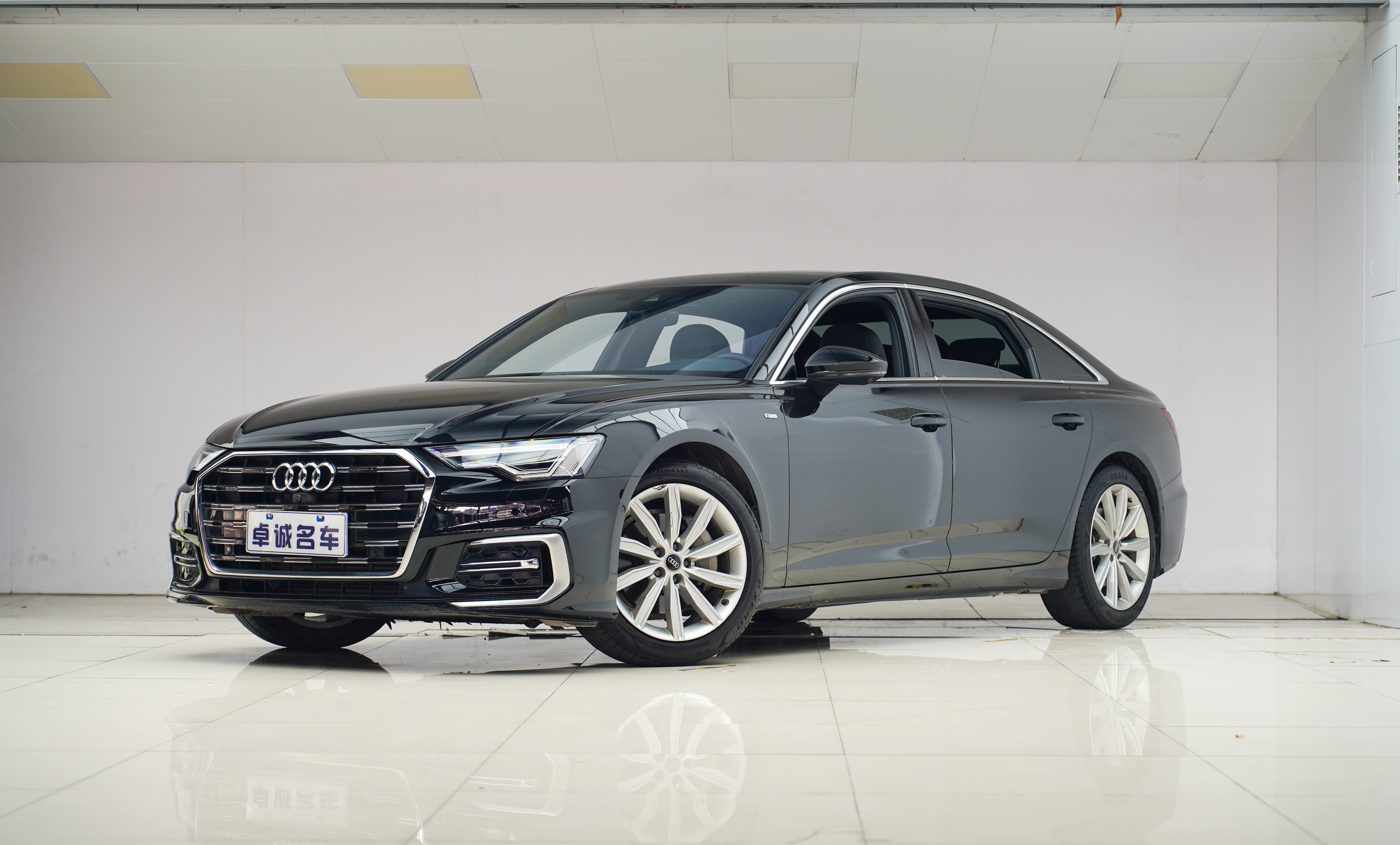 Audi A6L 2023 car image 