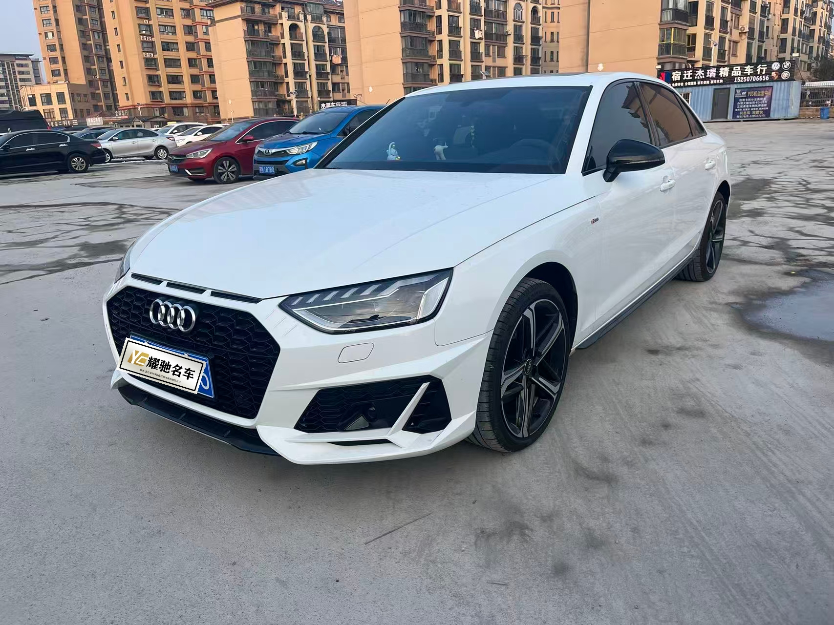 Audi A4L 2024 car image 