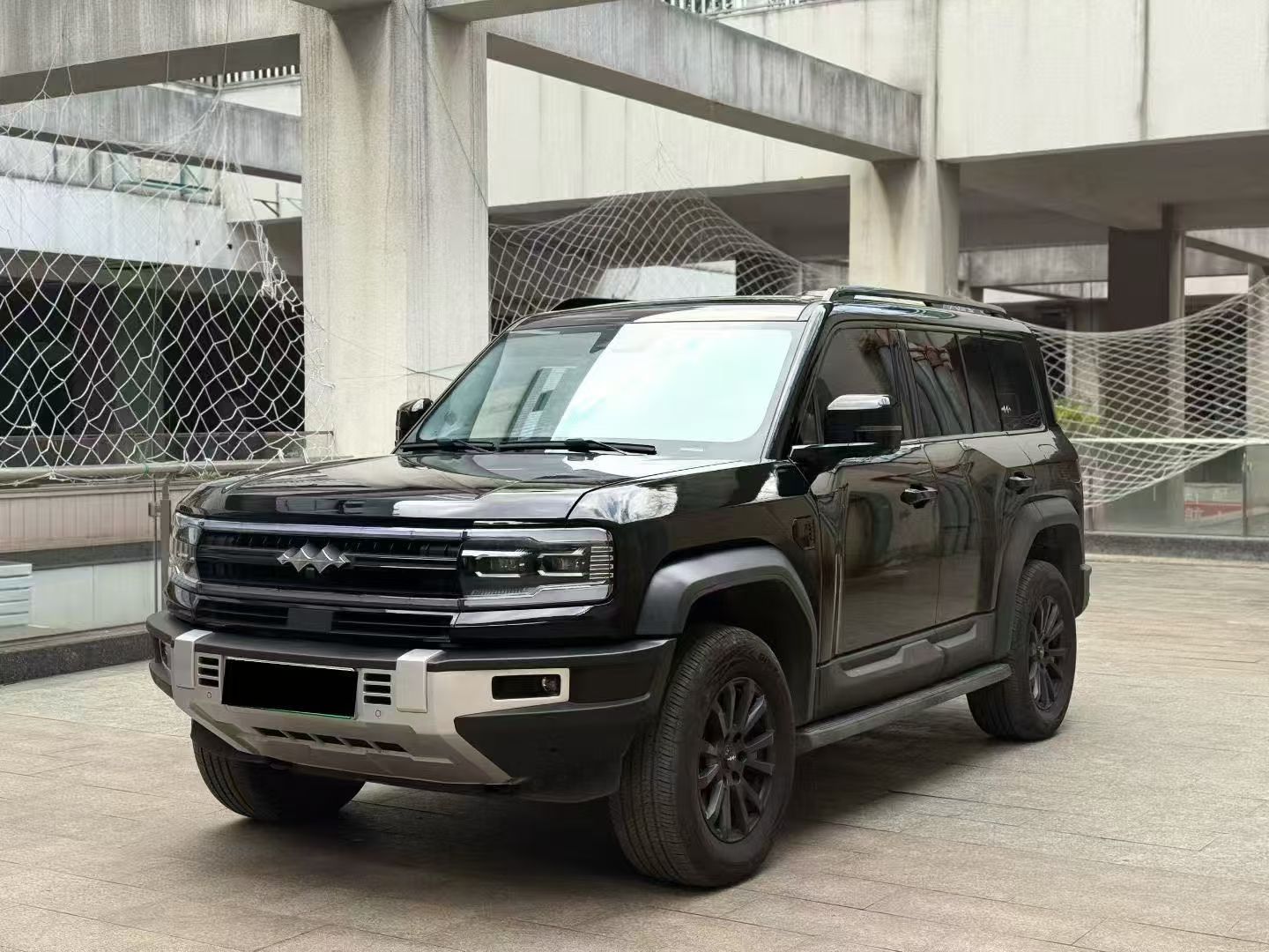 FangChengBao Leopard 5 2025 FangChengBao Leopard 5 2025 car image