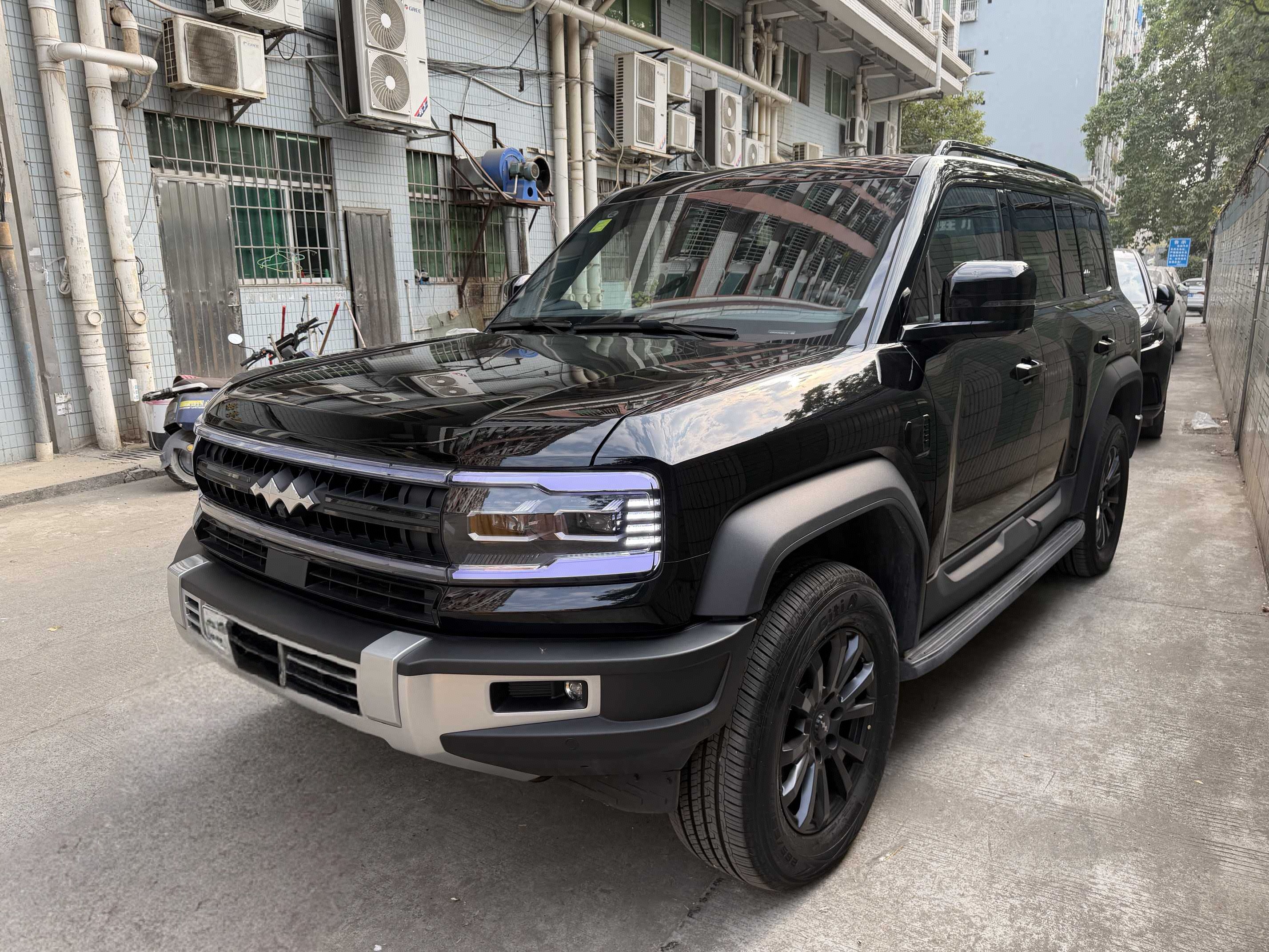 FangChengBao Leopard 5 2025 car image 