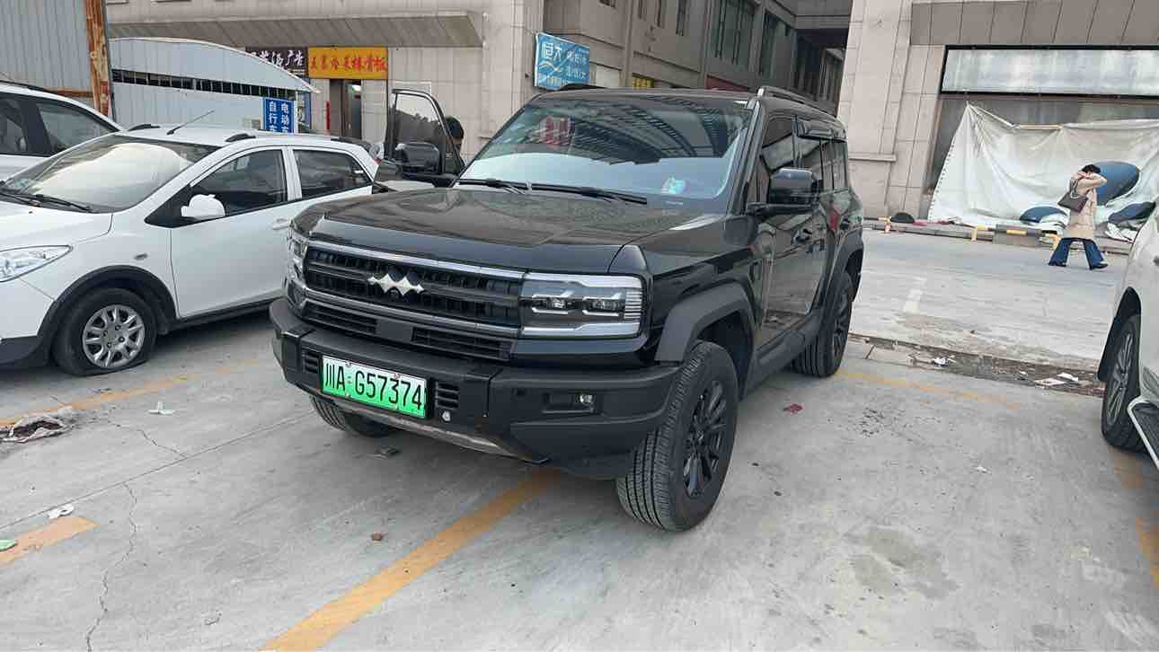 FangChengBao Leopard 5 2024 immagine di auto 