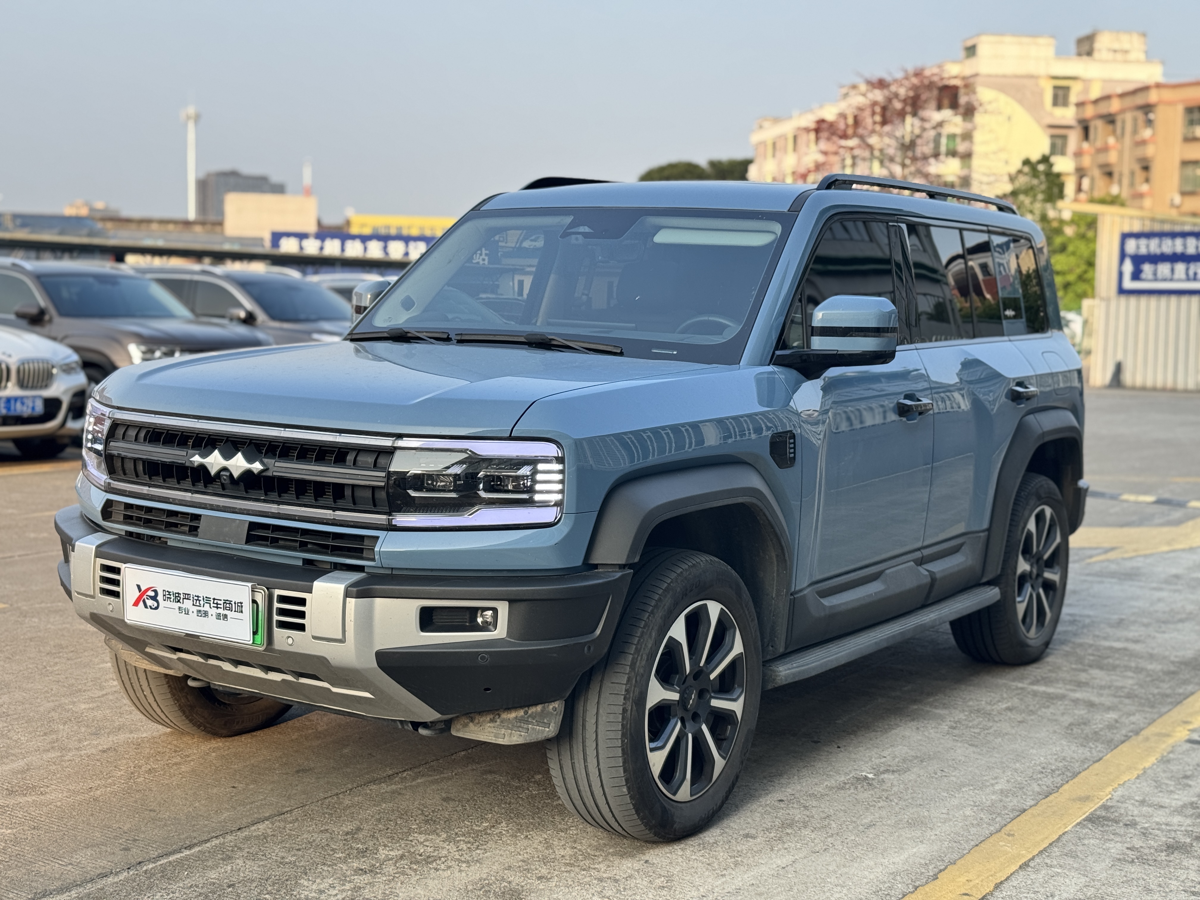 FangChengBao Leopard 5 2025 immagine di auto 