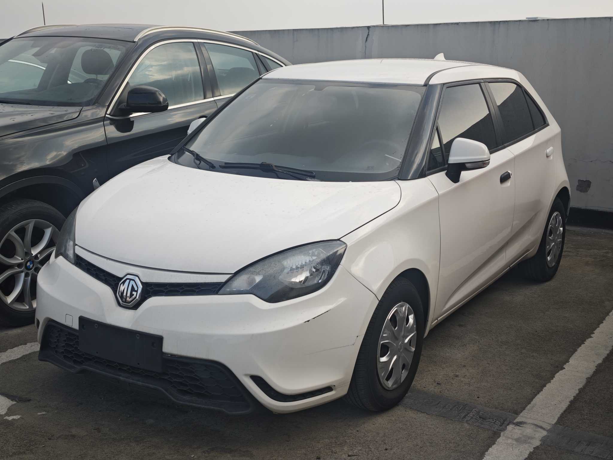 MG 3 2014 MG 3 2014 car image
