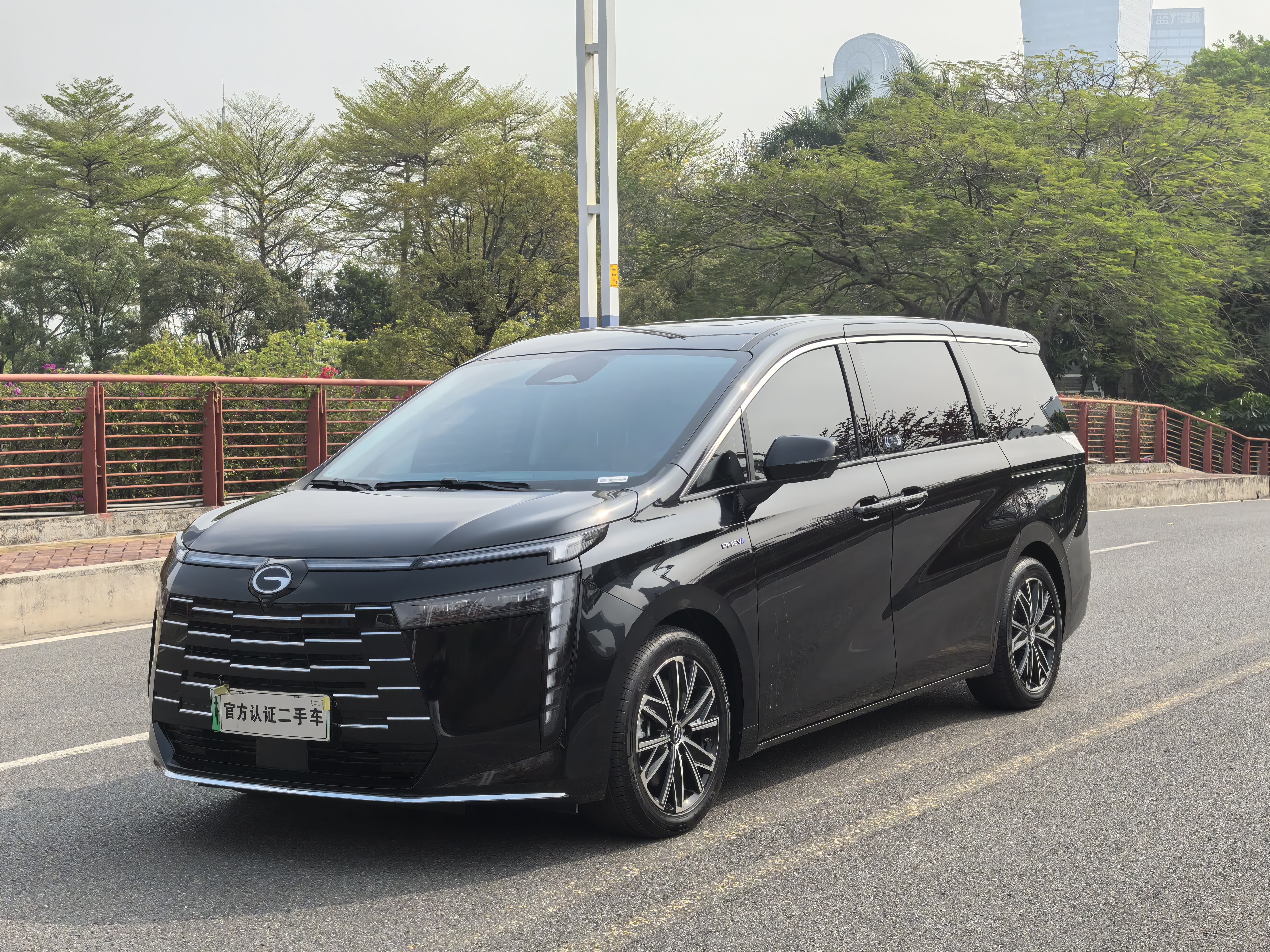 GAC Trumpchi E8 New Energy 2024 صورة سيارة 