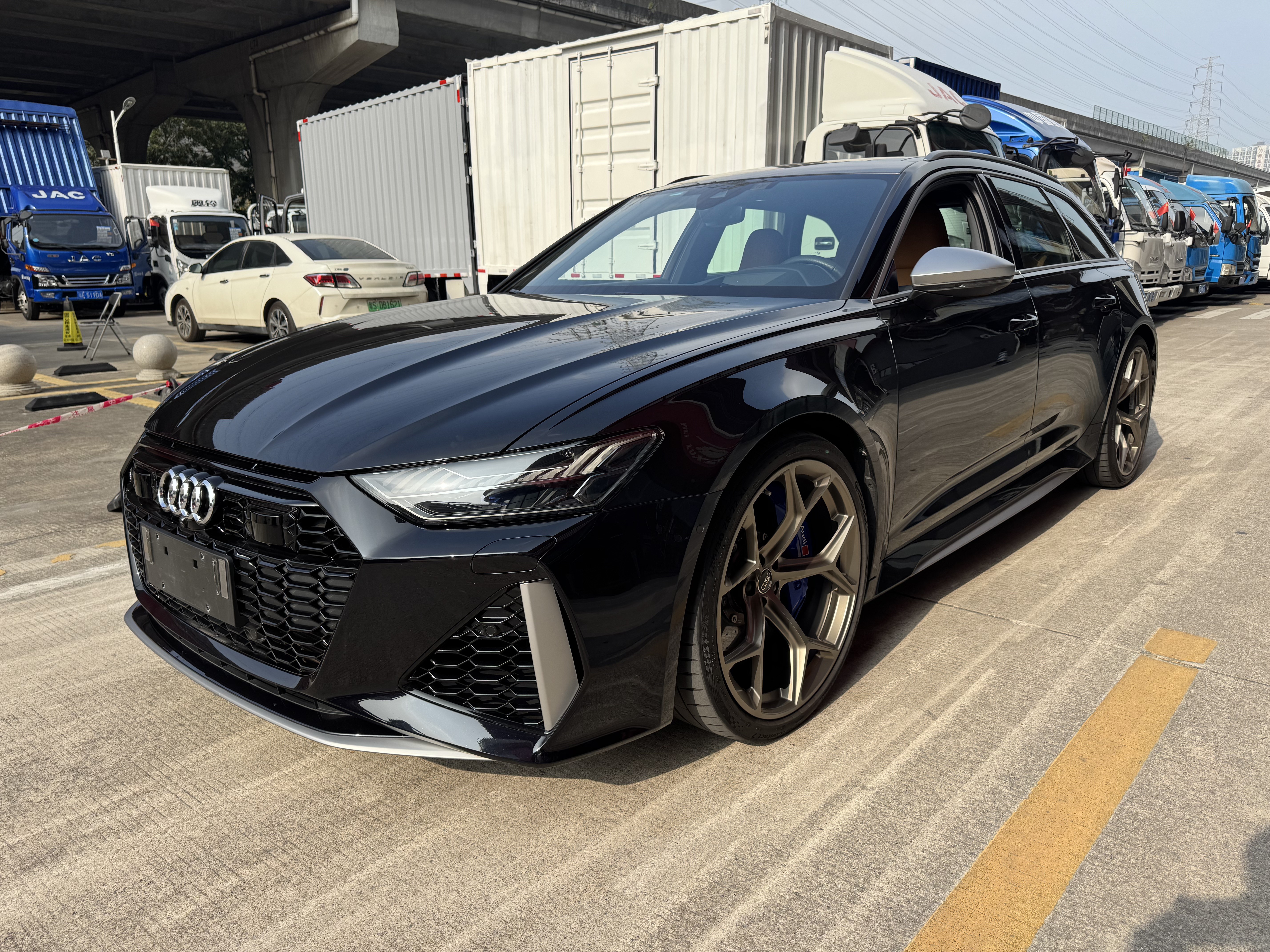 Audi RS 6 2024 car image 