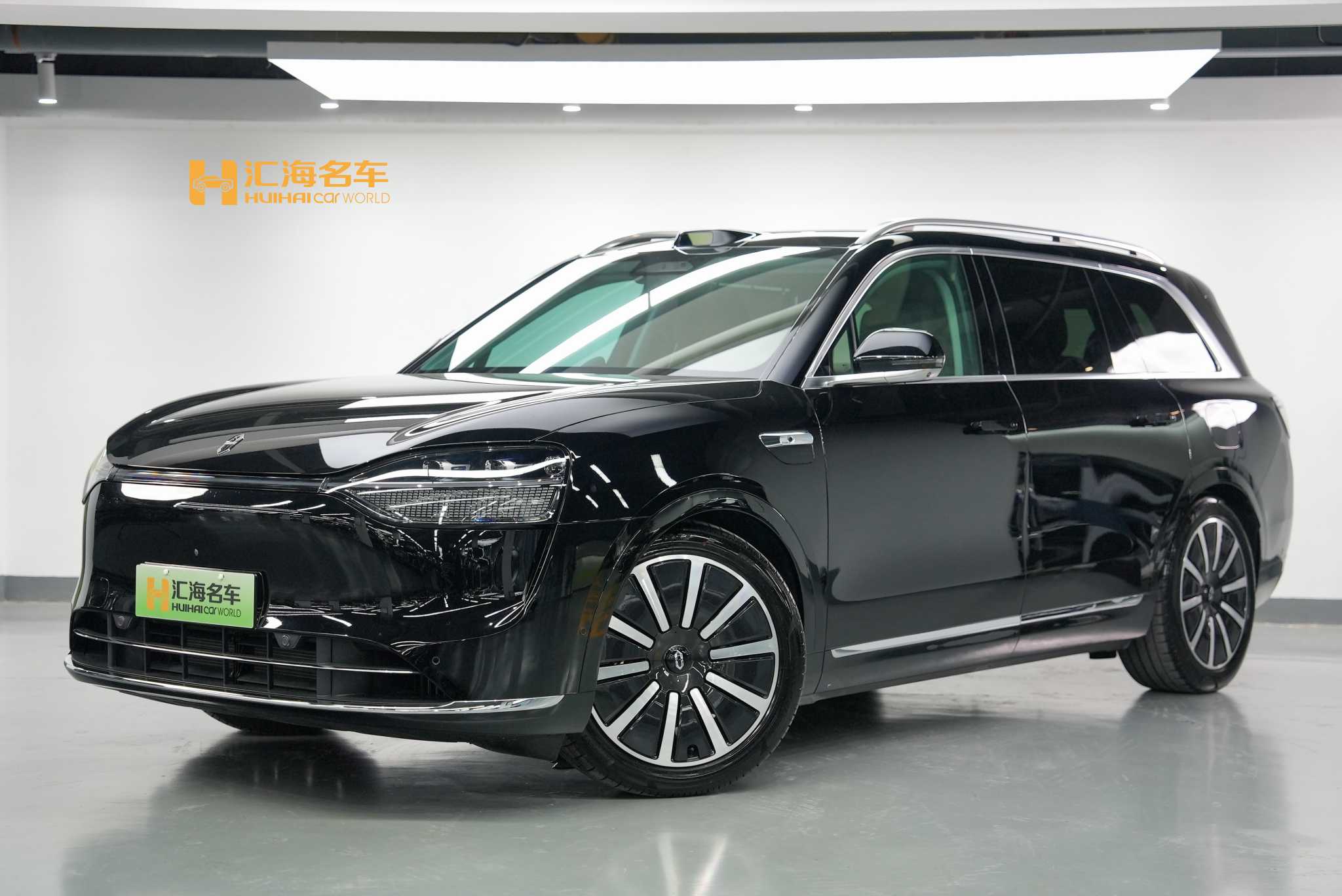 2025 2025 car image