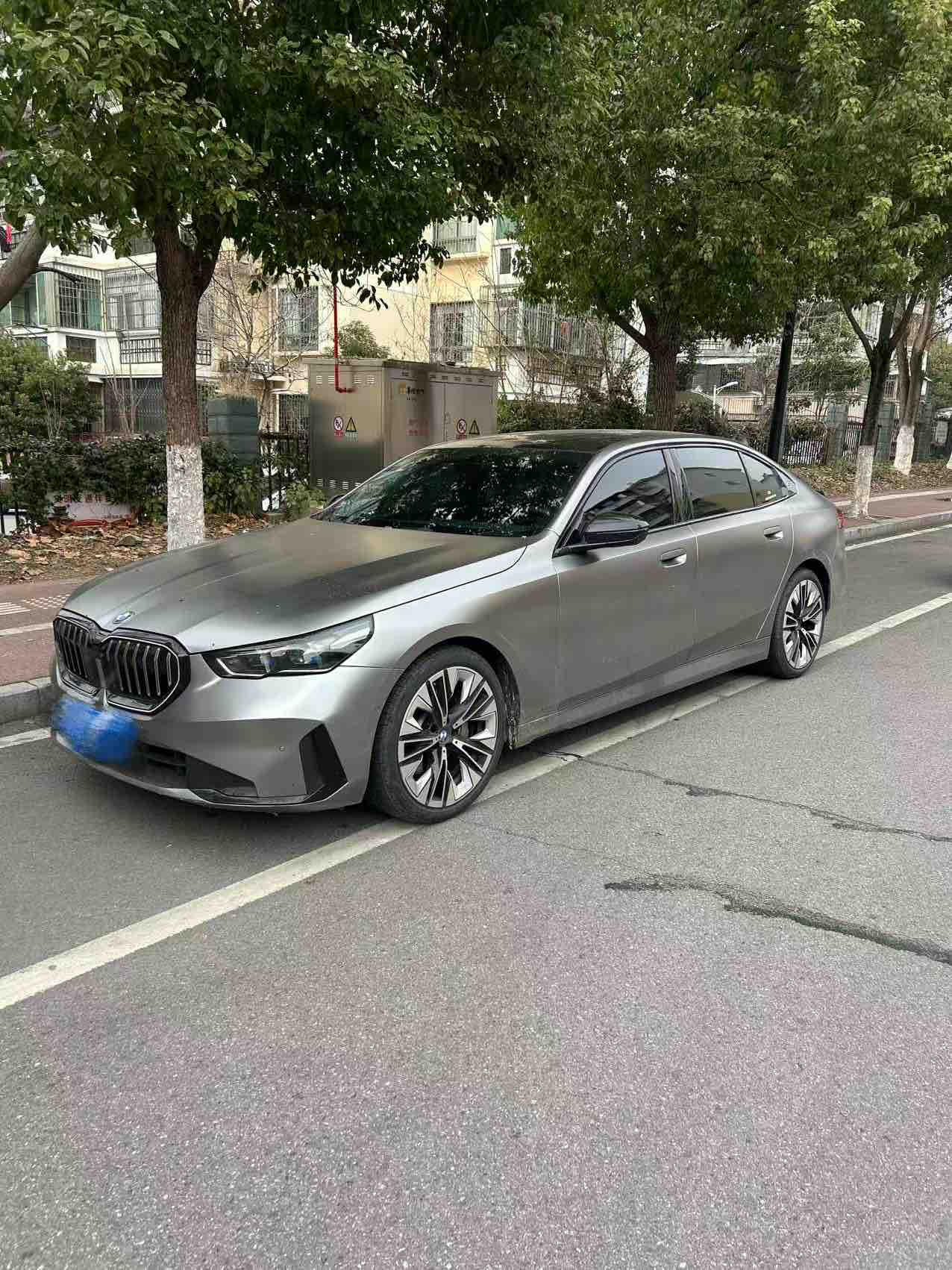 BMW 5 Series 2024 car image 