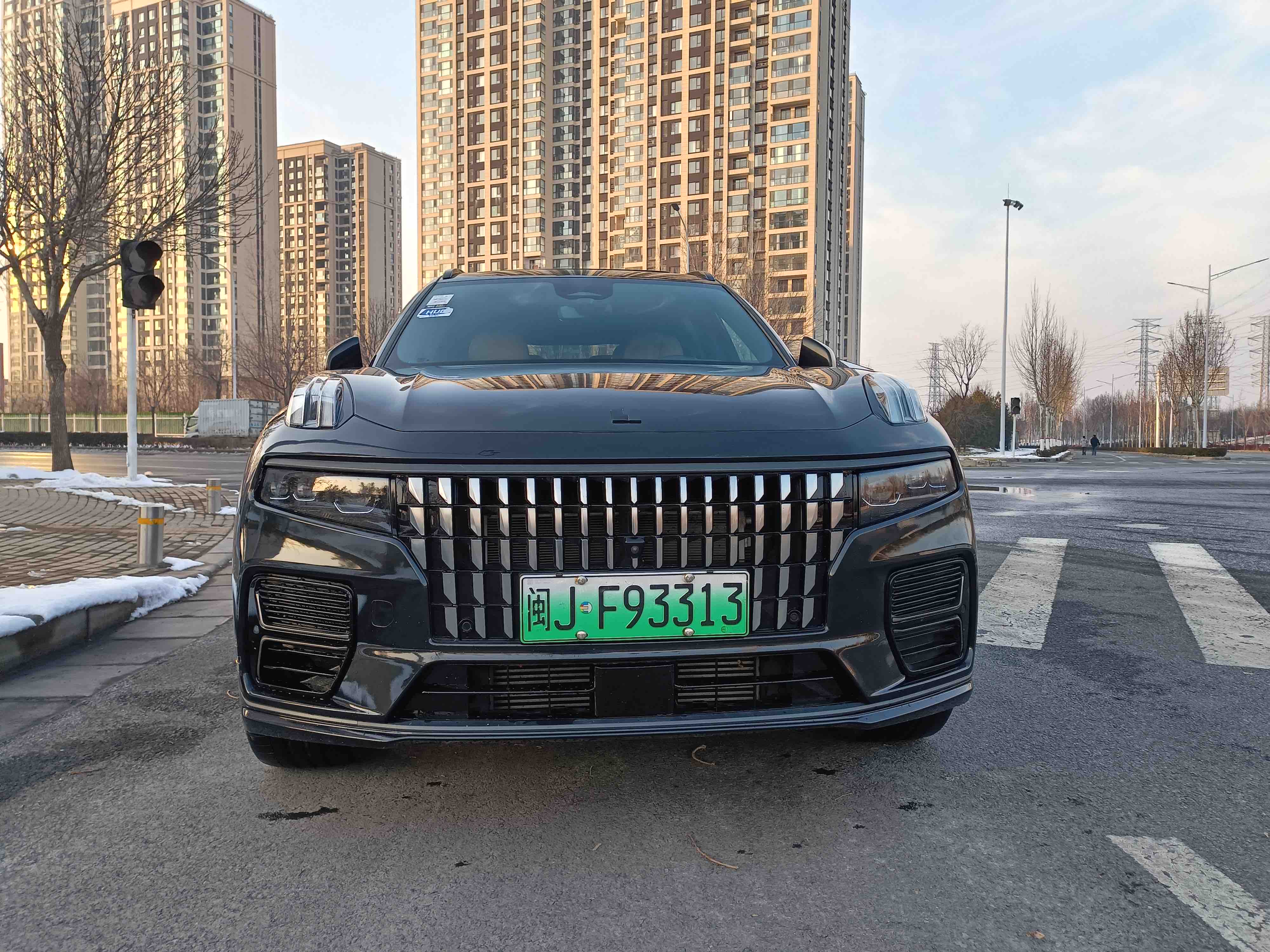 Lynk & Co 09 EM-P 2024 car image 