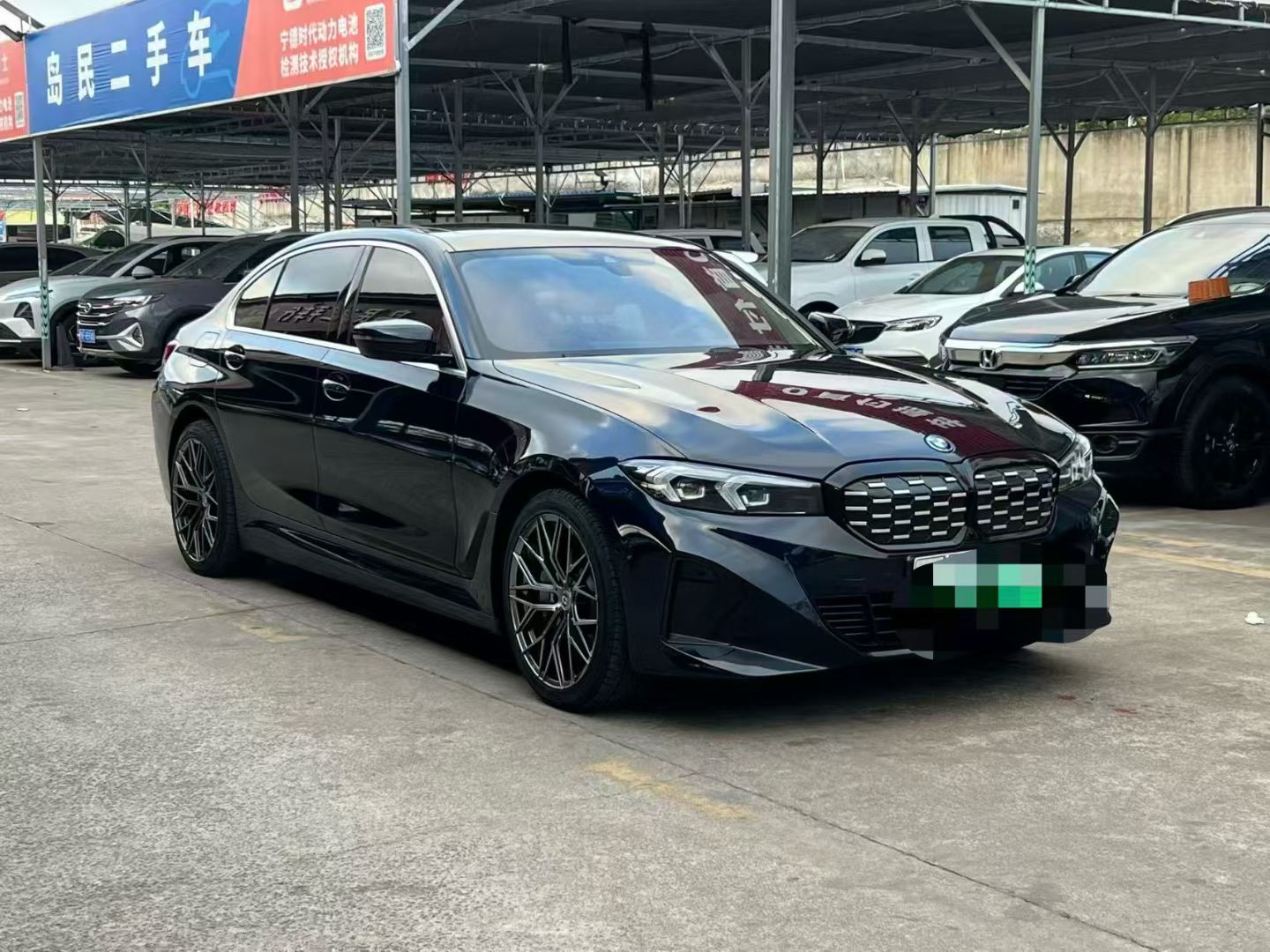 BMW i5 2024 BMW i5 2024 car image