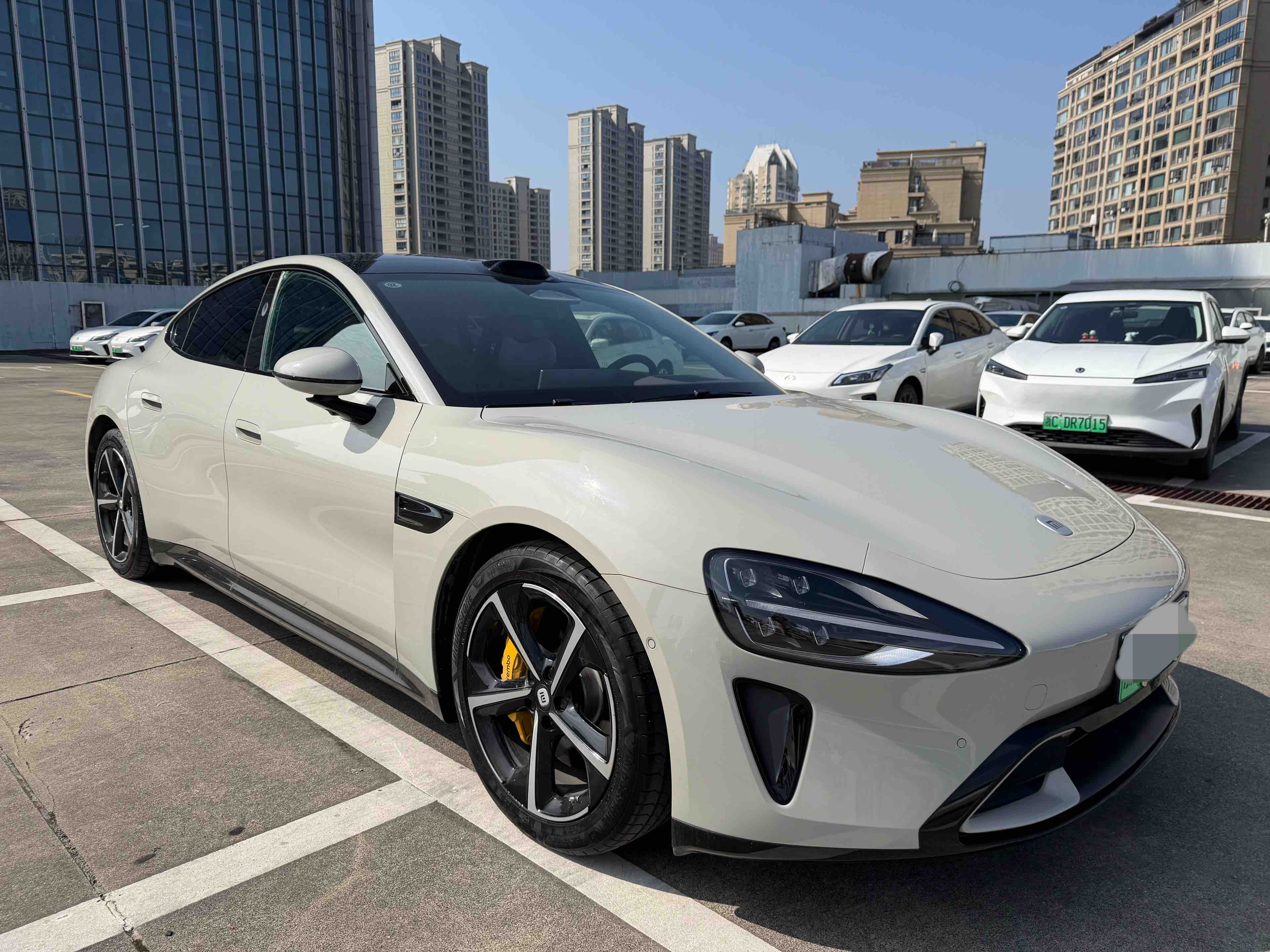 MI SU7 2024 汽车图片 