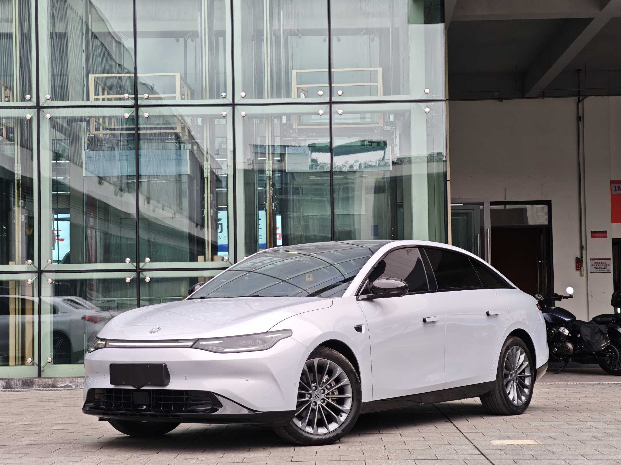 Leapmotor C01 2024 汽车图片 