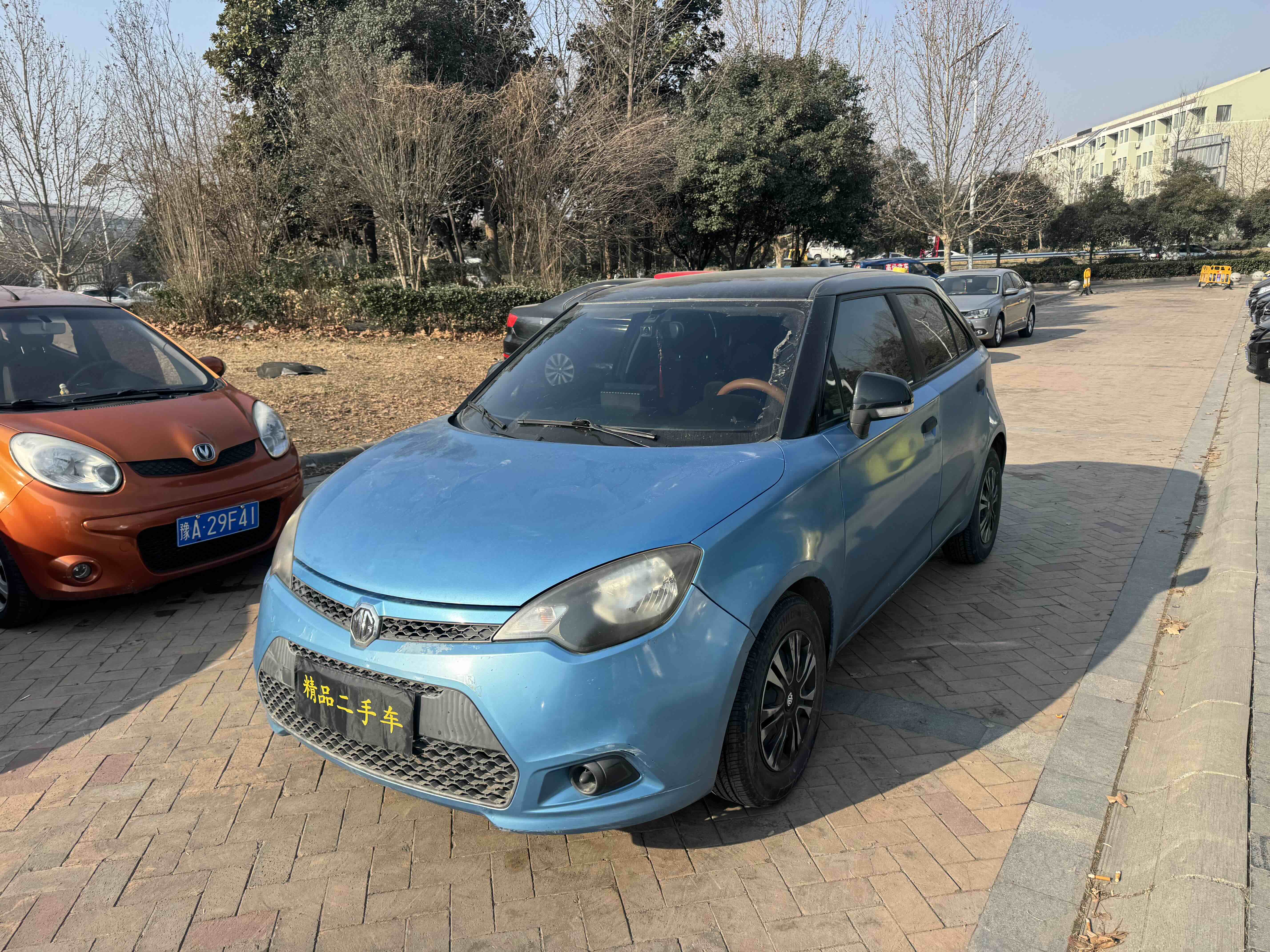 MG 3 2012 MG 3 2012 car image