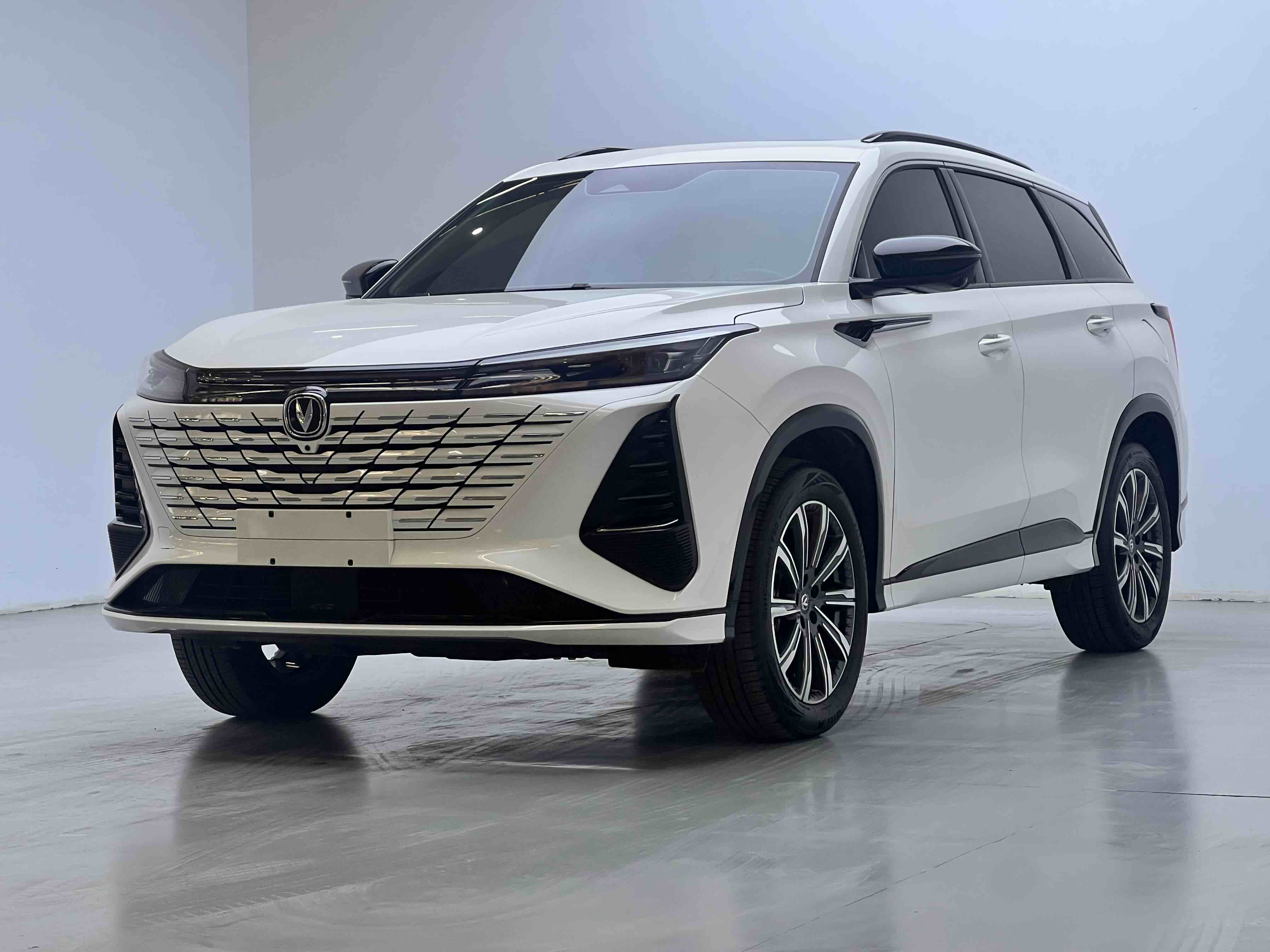 Changan CS75 Plus 2024 Changan CS75 Plus 2024 immagine di auto