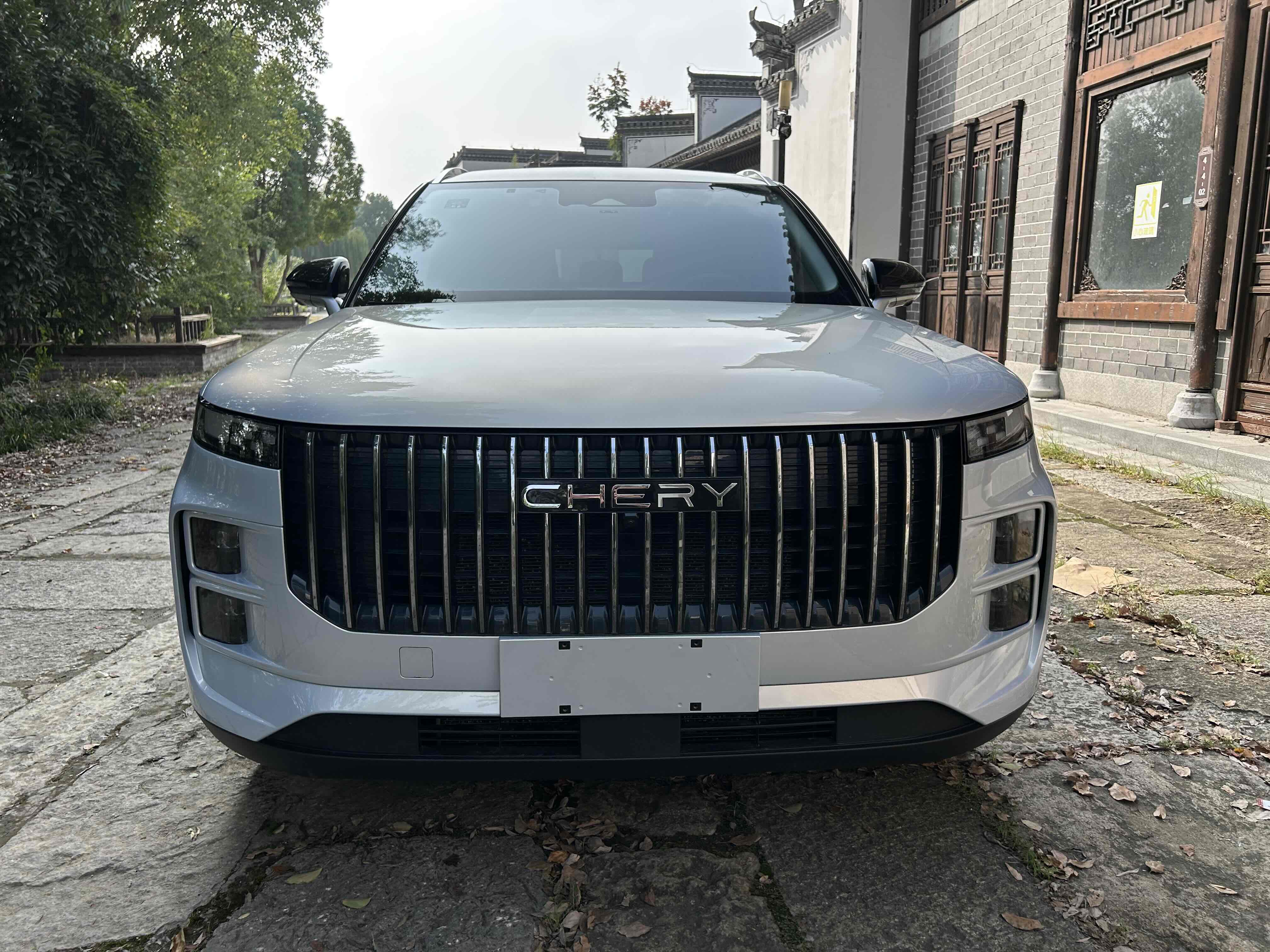 Chery Exploration 06 C-DM 2025 car image 