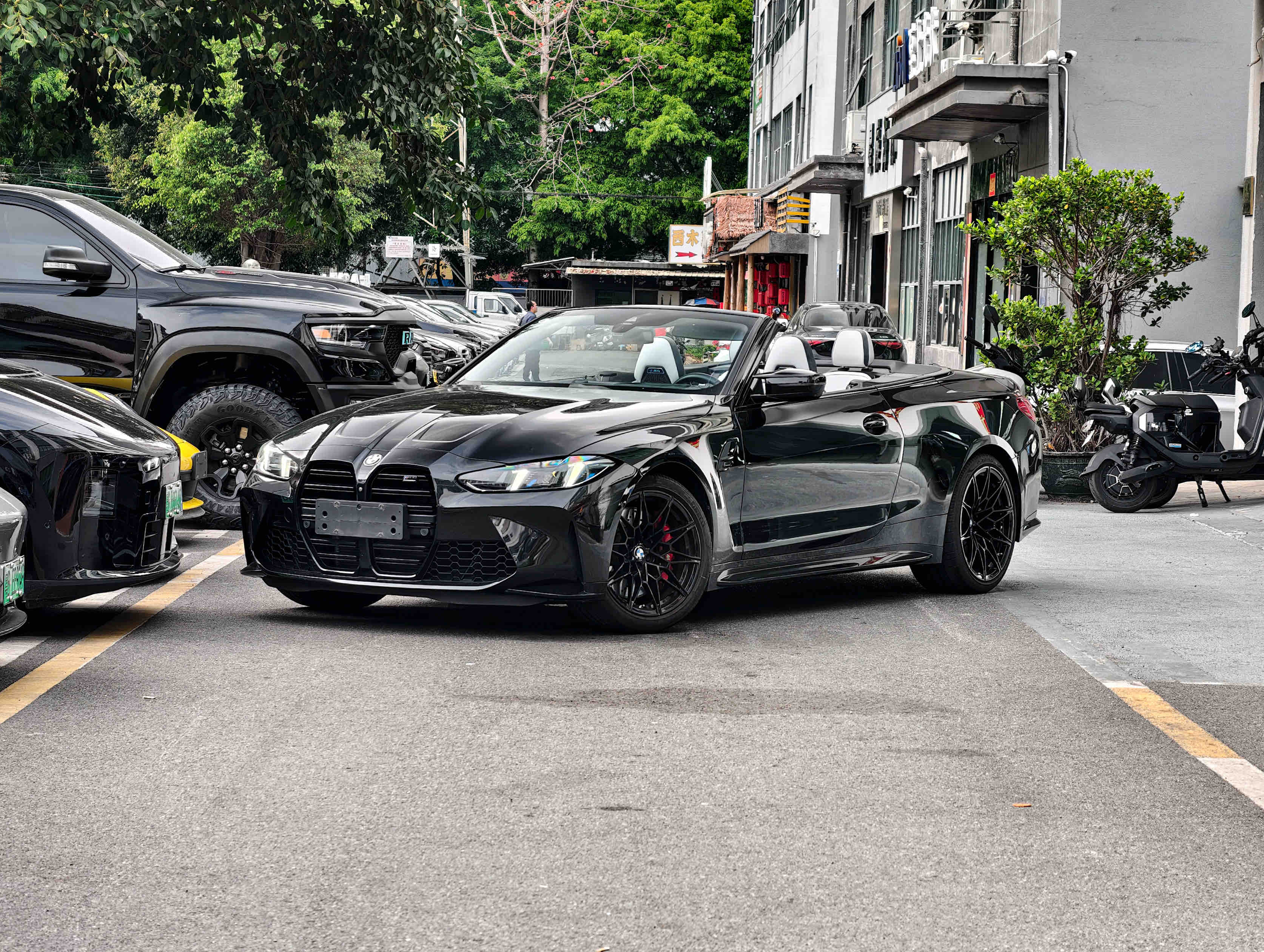 BMW M4 2025 صورة سيارة 