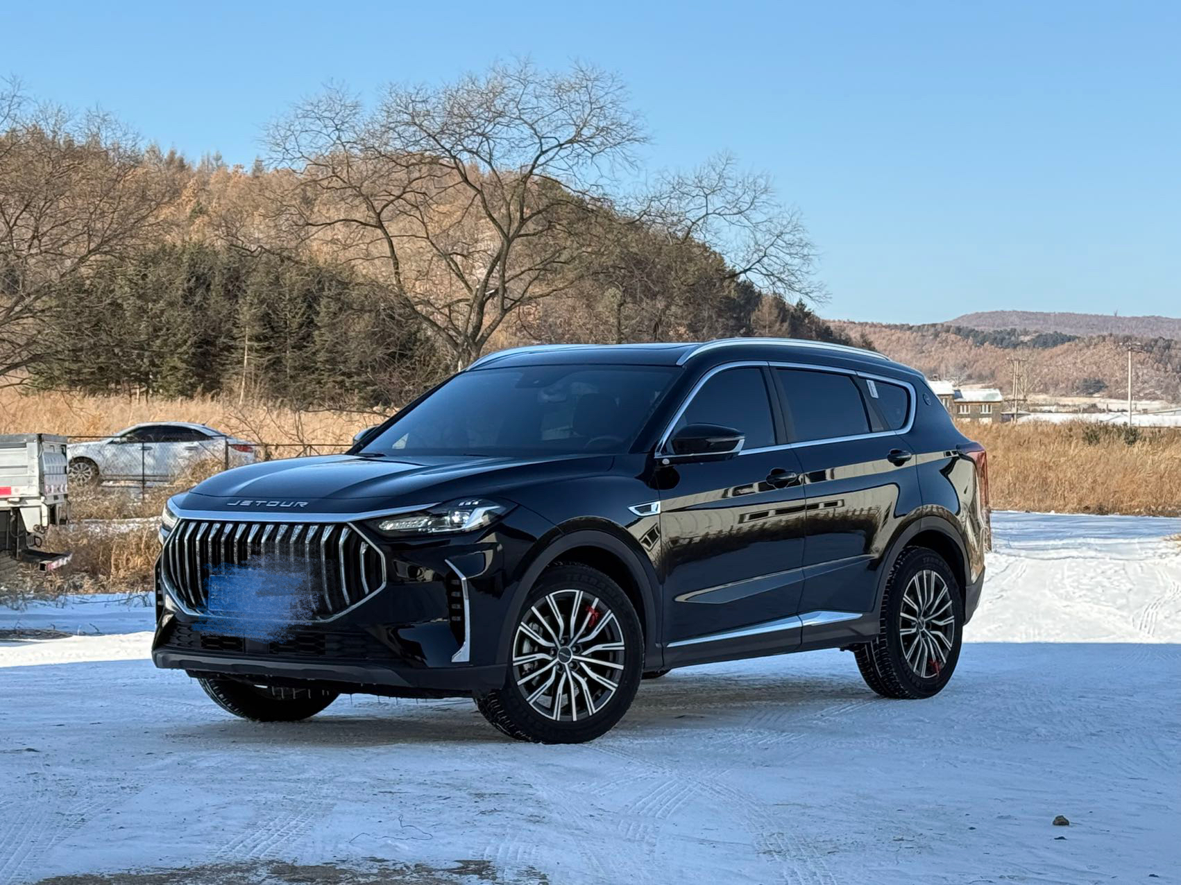 X70 PLUS 2024 car image 