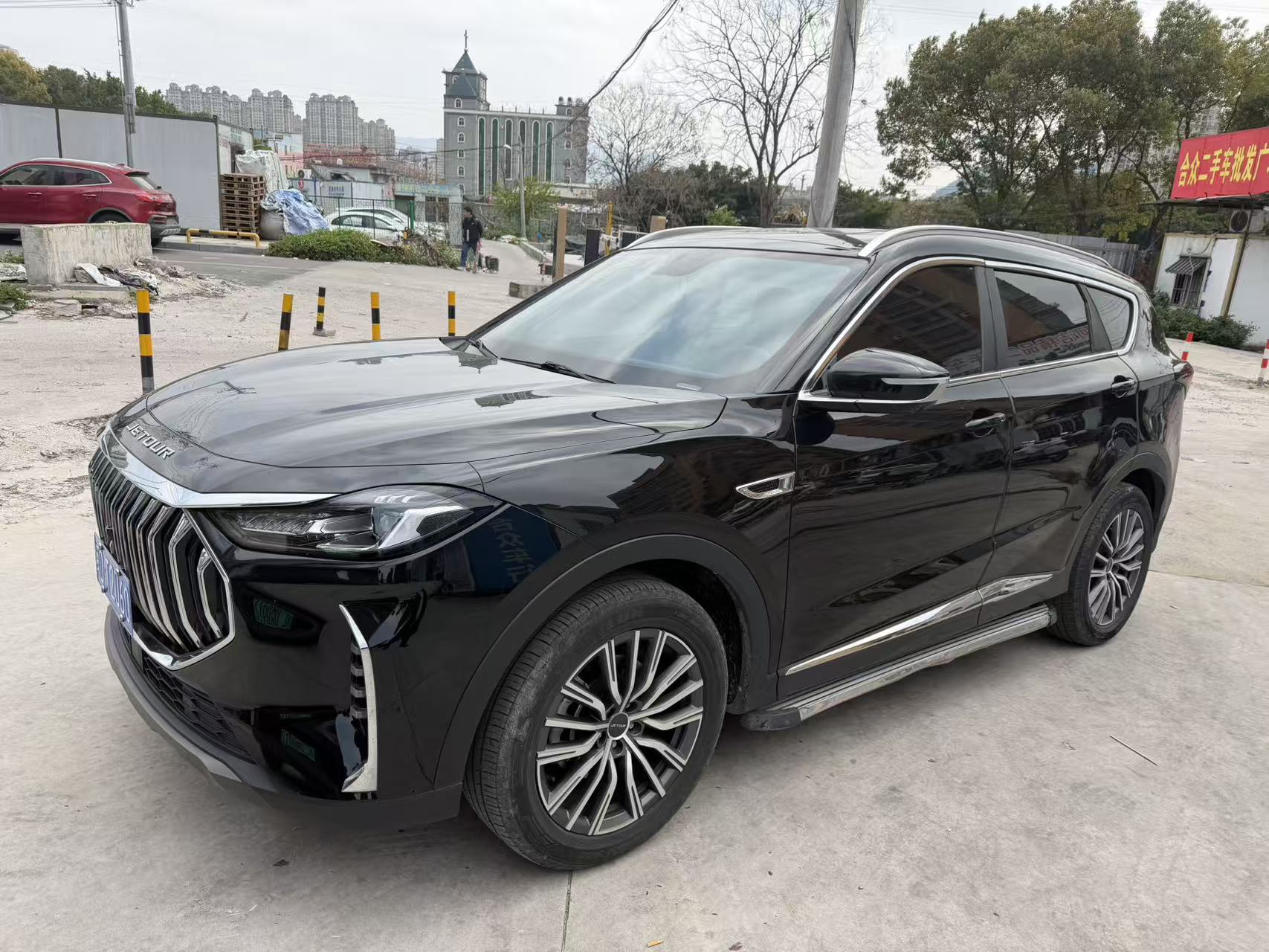X70 PLUS 2024 car image 