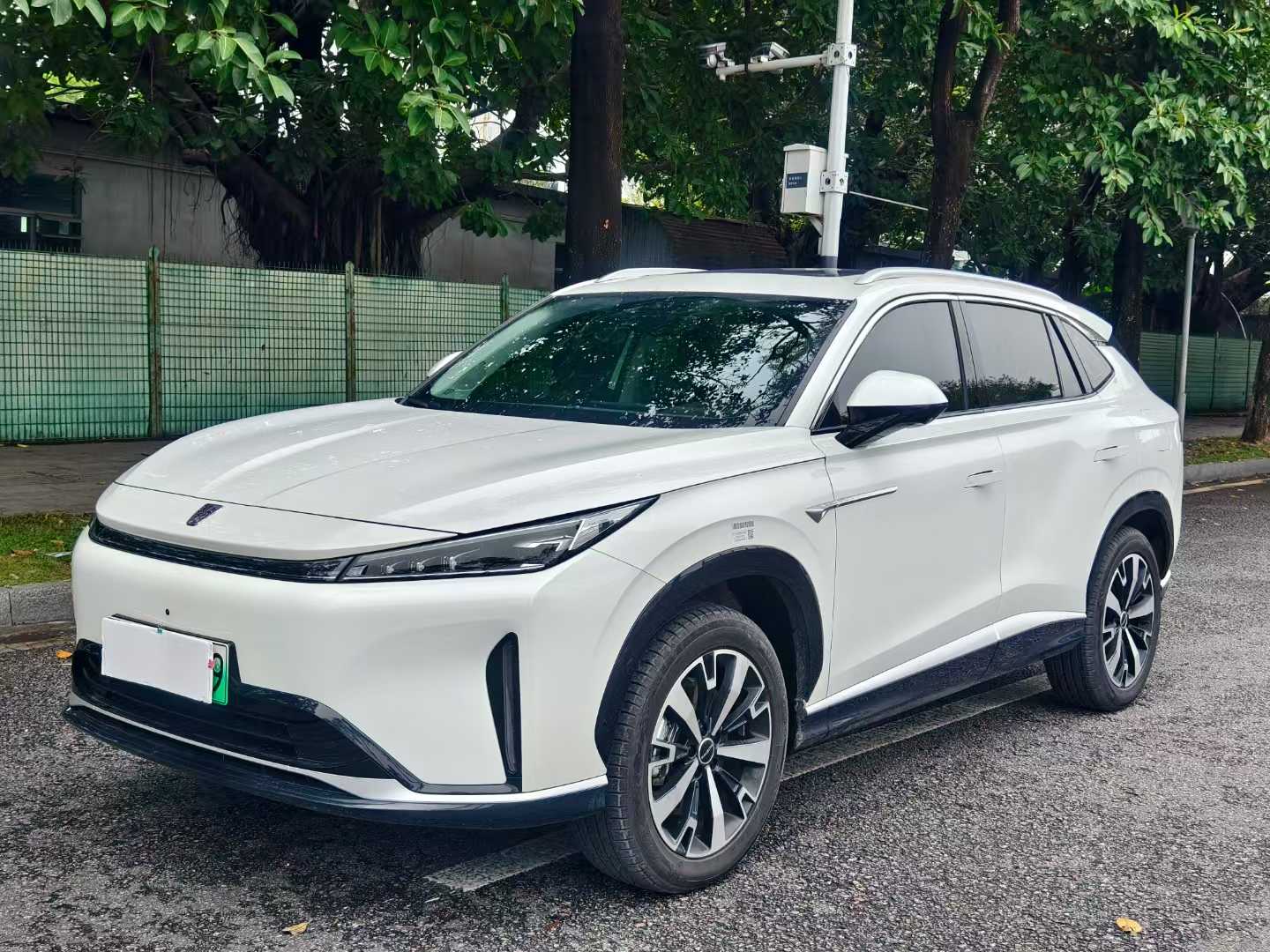 Roewe D5X DMH 2024 car image 