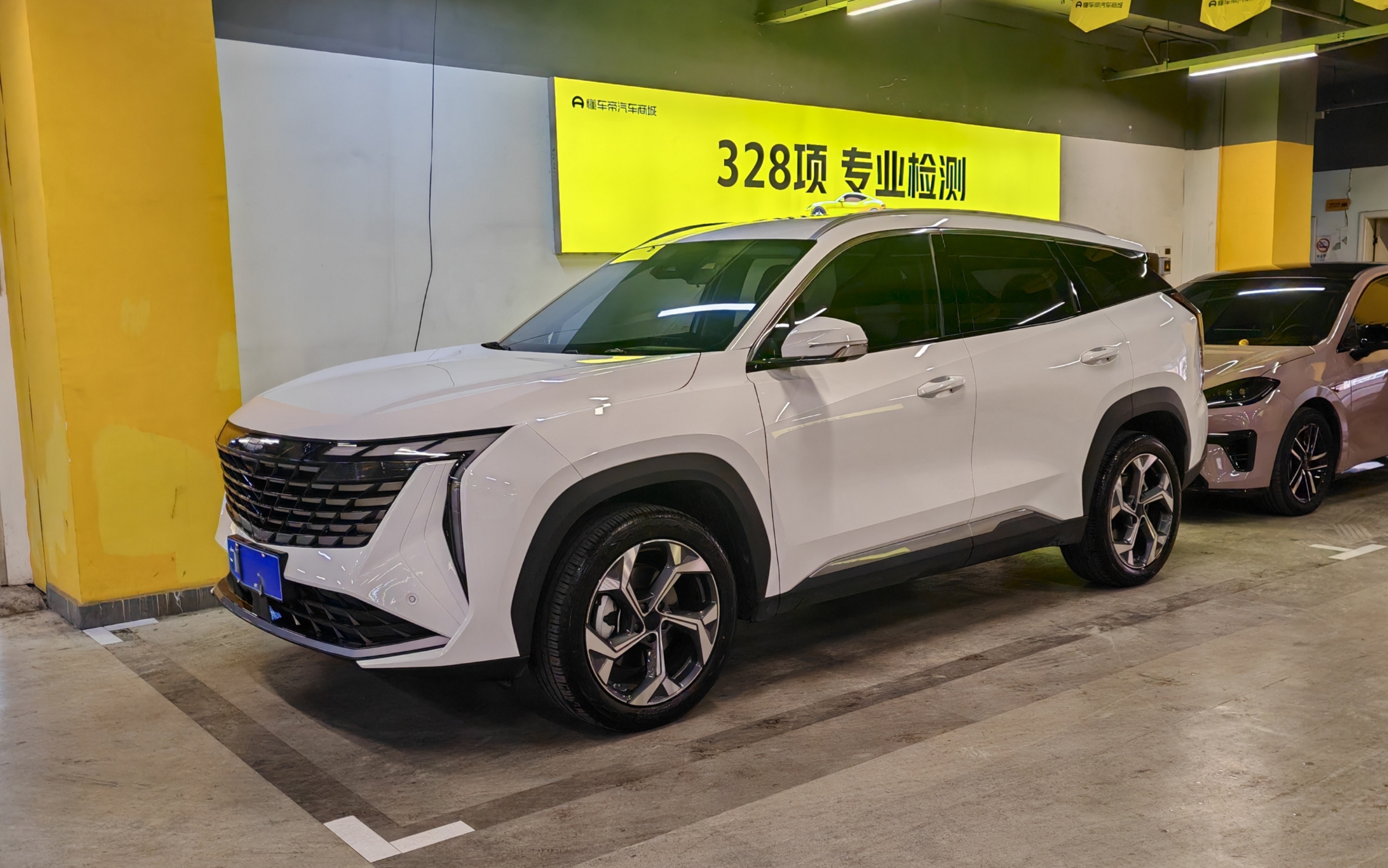 GEELY Boyue L 2025 car image 