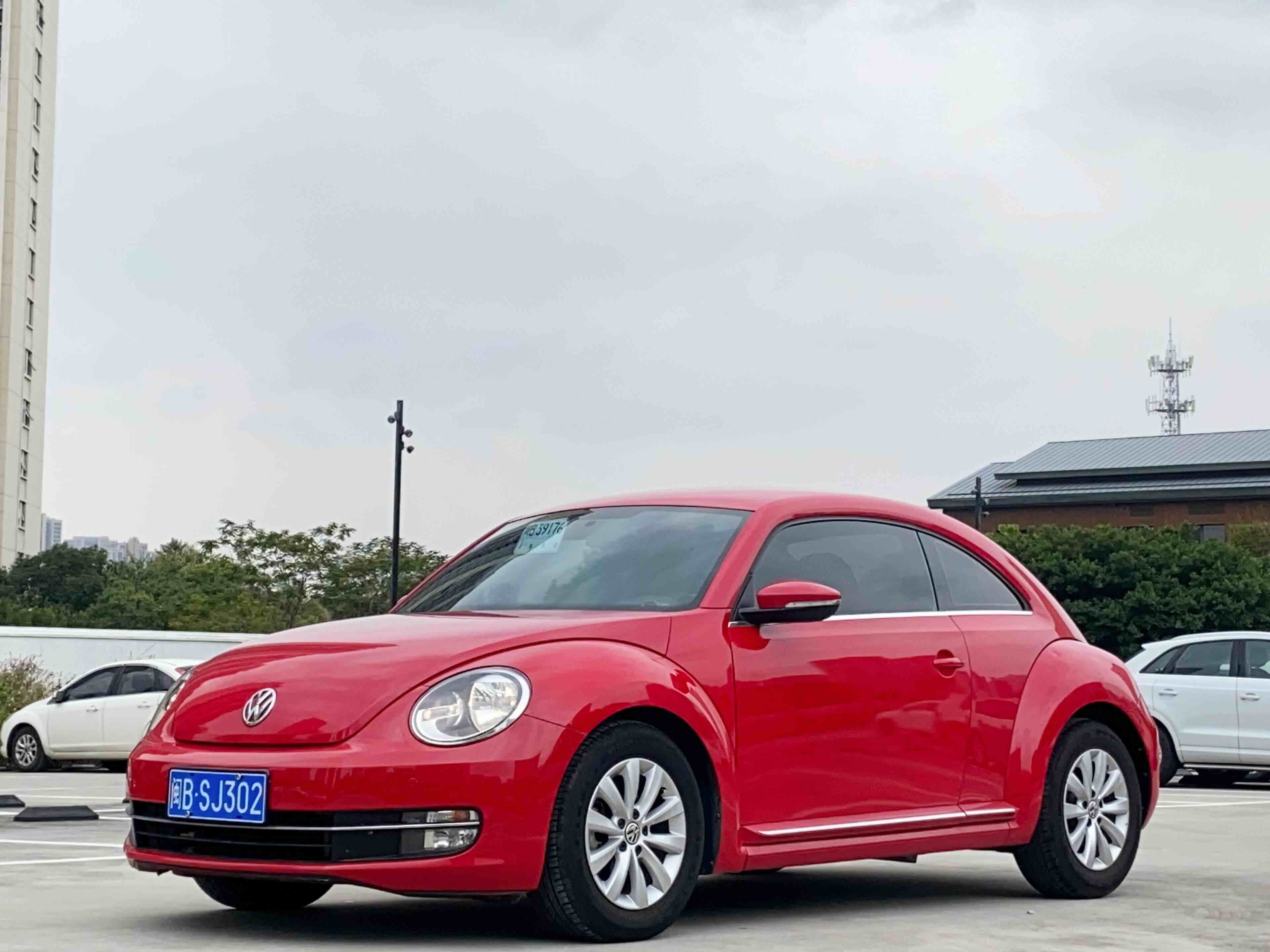 Volkswagen Beetle 2016 Volkswagen Beetle 2016 immagine di auto