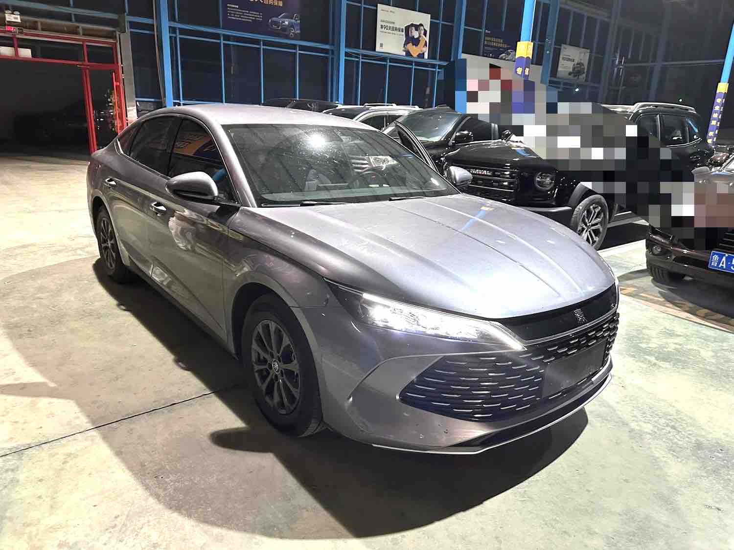 BYD Qin L 2024 immagine di auto 