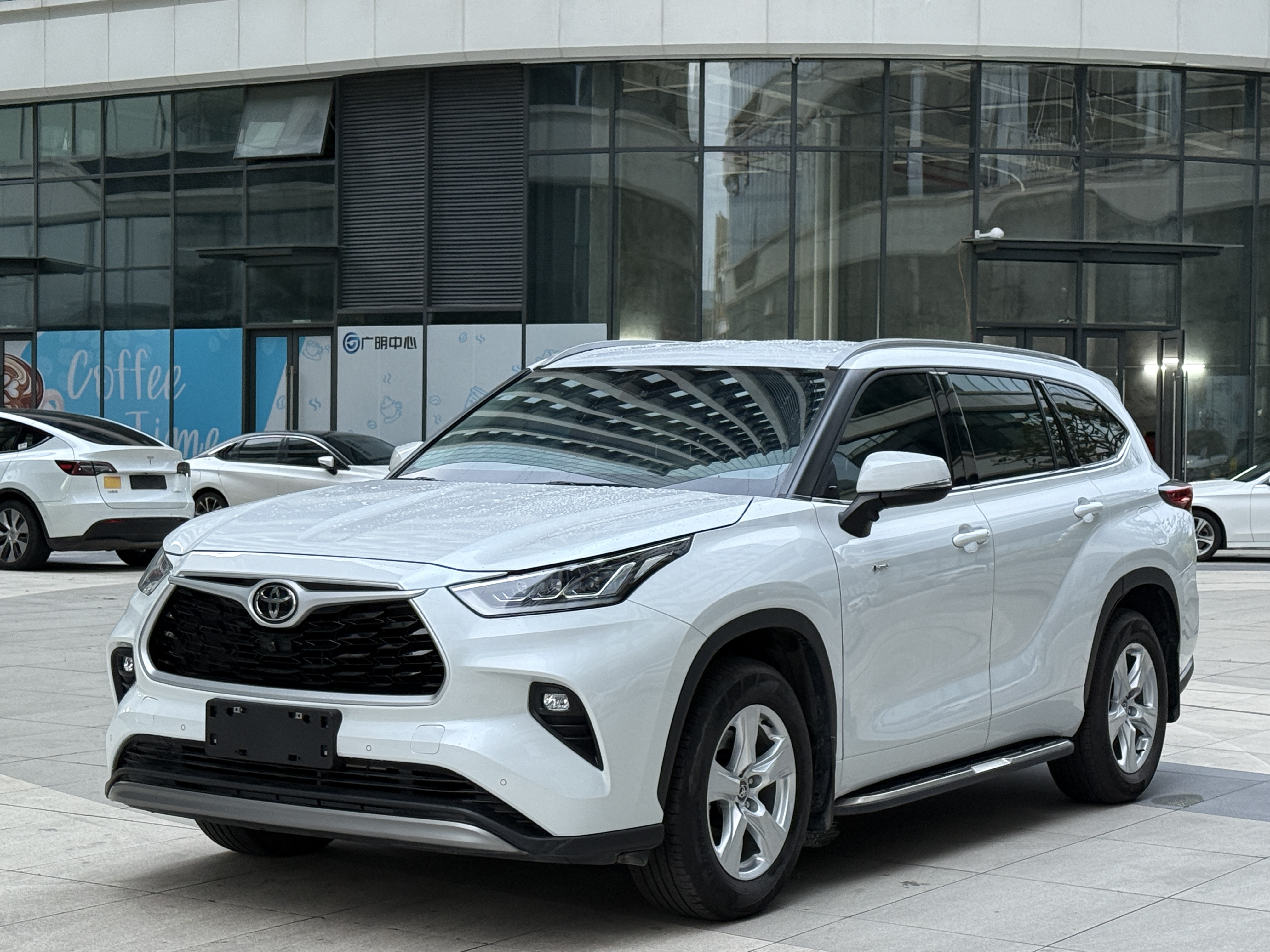 丰田 汉兰达 2025 汽车图片 