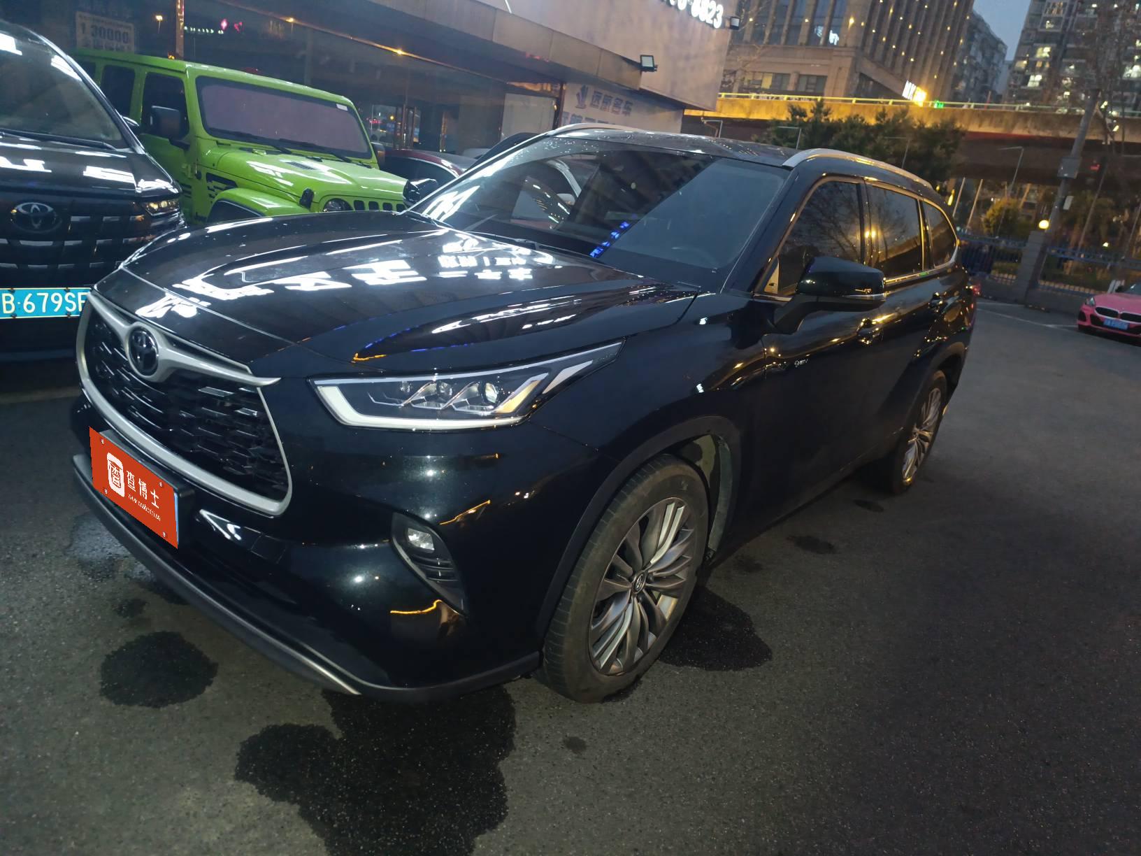 Toyota Highlander 2024 汽车图片 