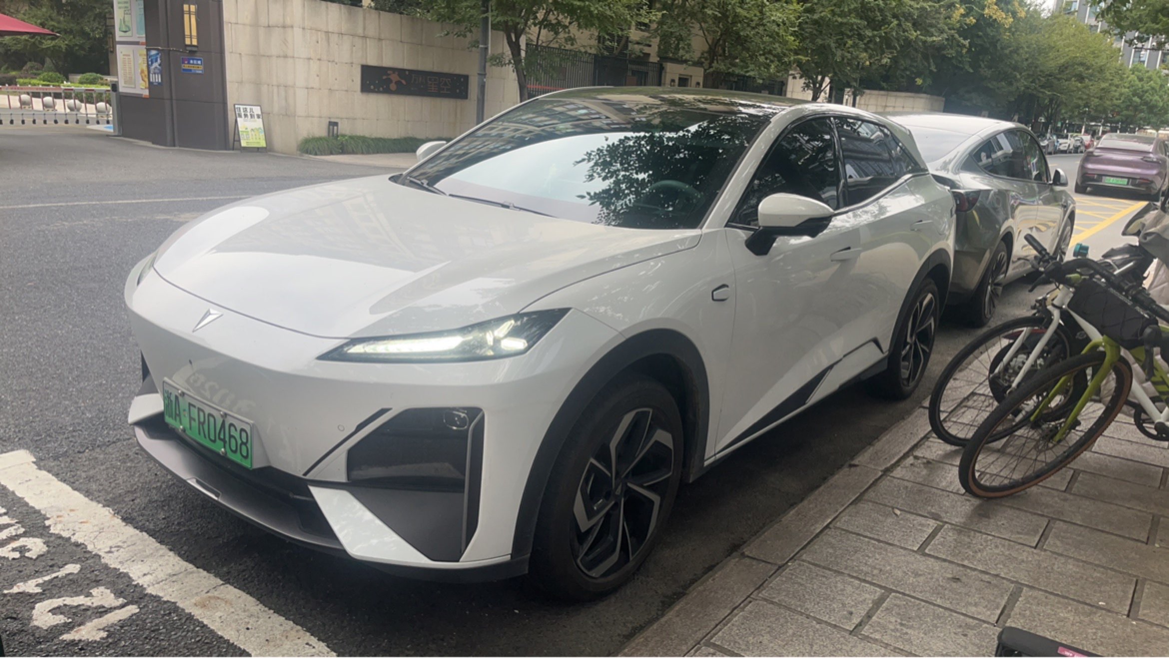 Deepal S07 2024 image de voiture 