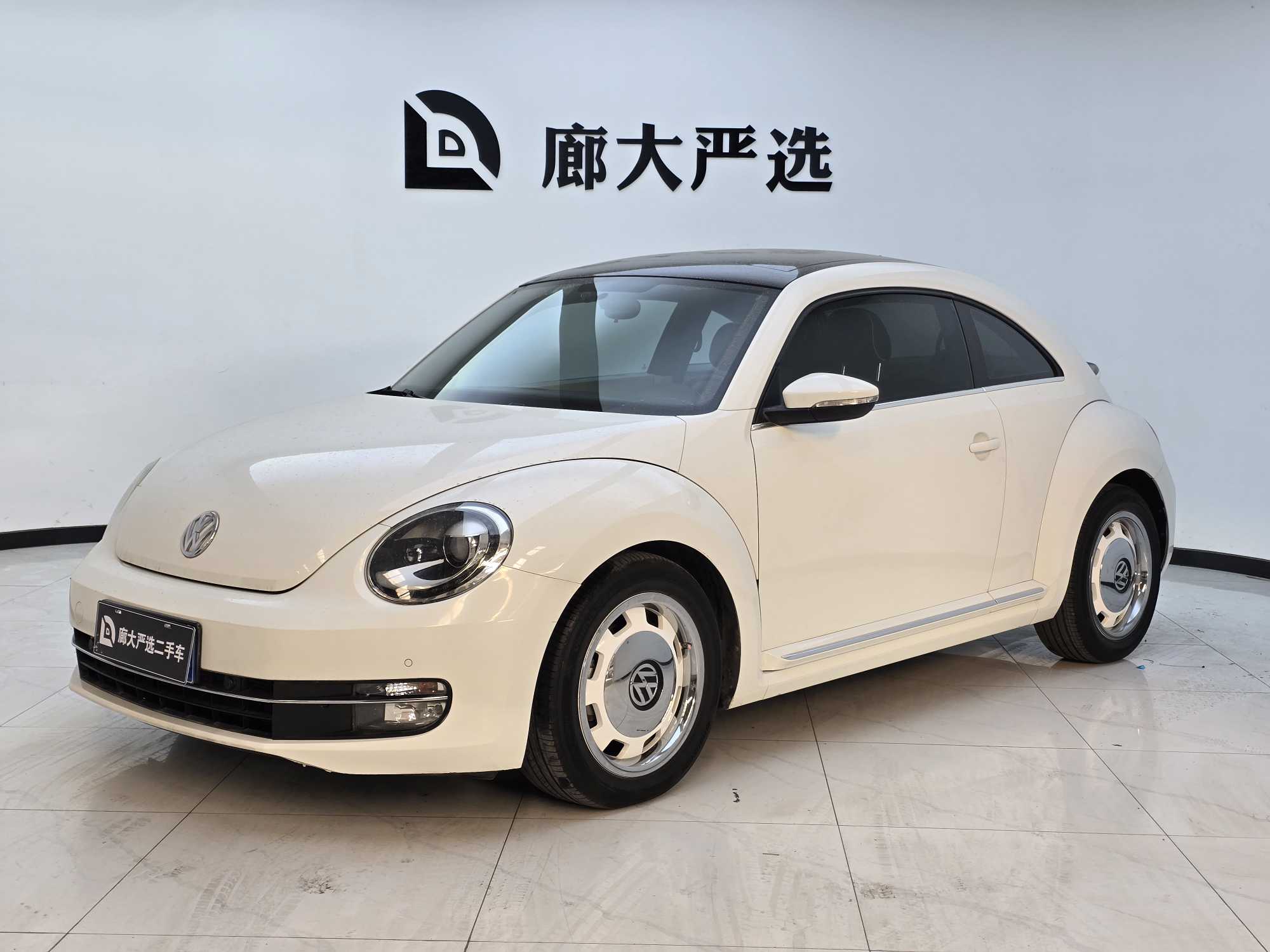 Volkswagen Beetle 2015 Volkswagen Beetle 2015 car image