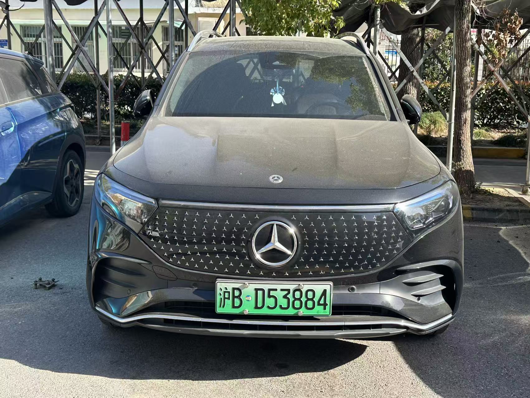 Mercedes-Benz EQB Class 2025 car image 