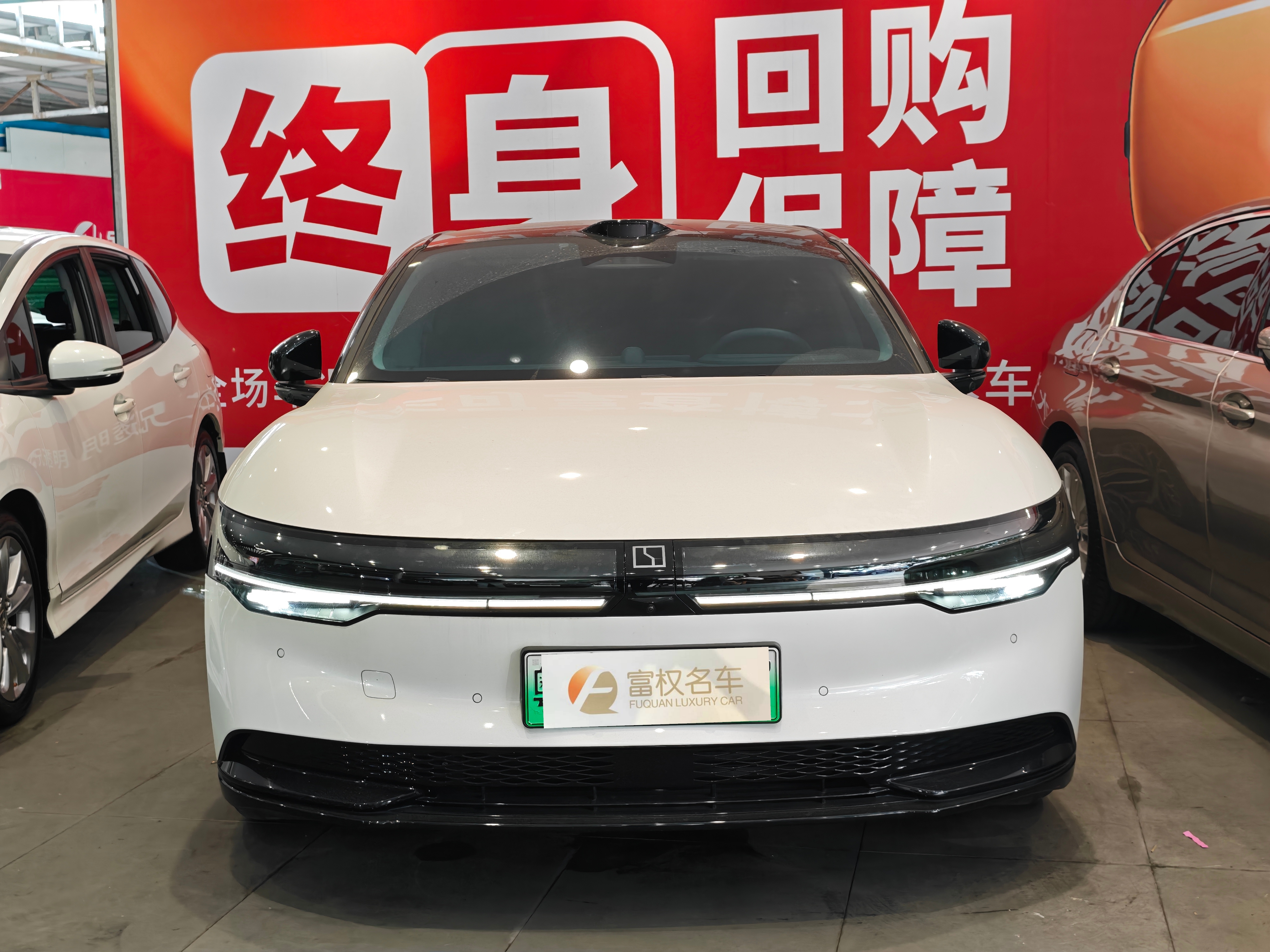 Zeekr 007 2024 汽车图片 