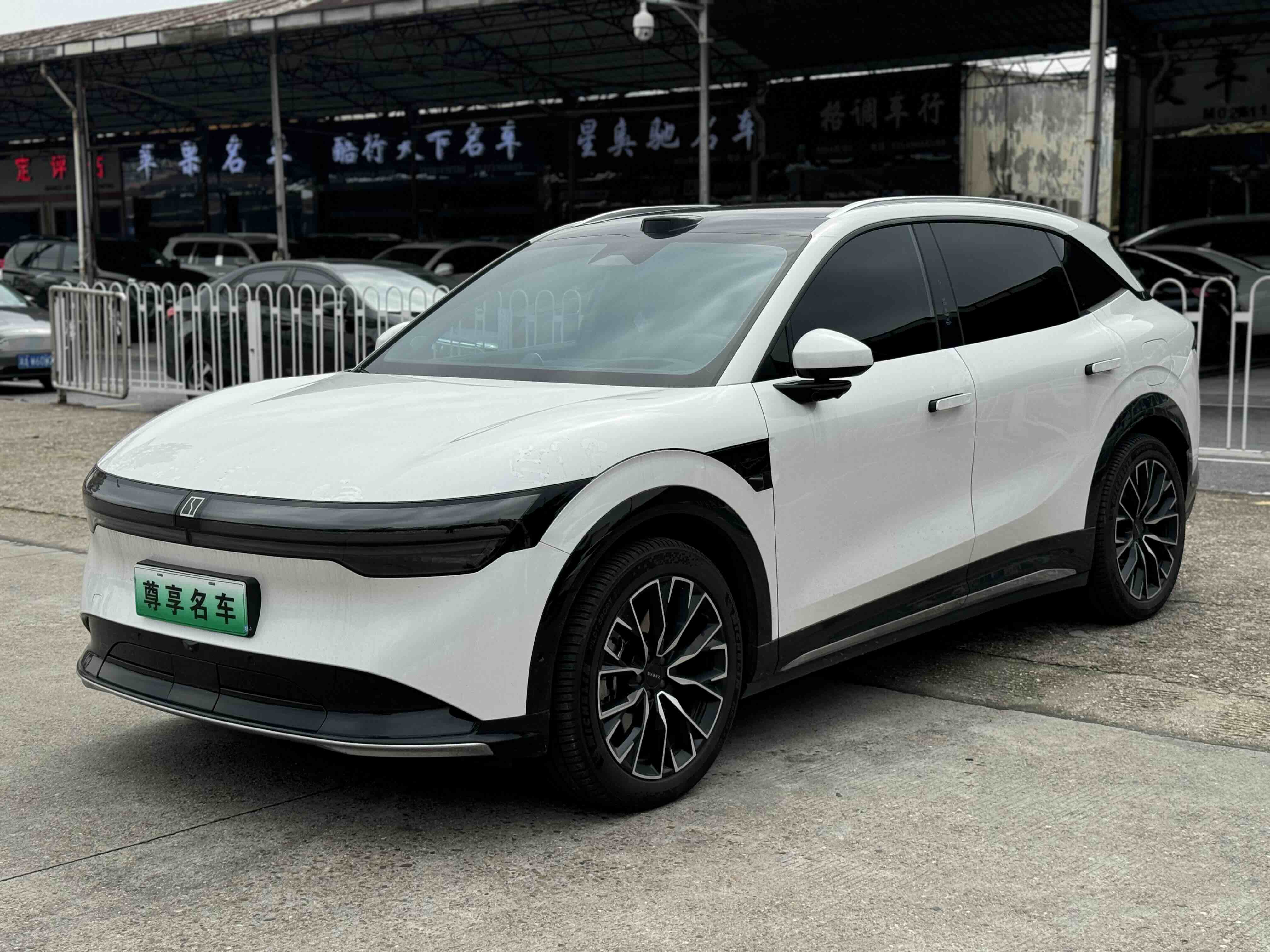 Zeekr 007 2025 汽车图片 