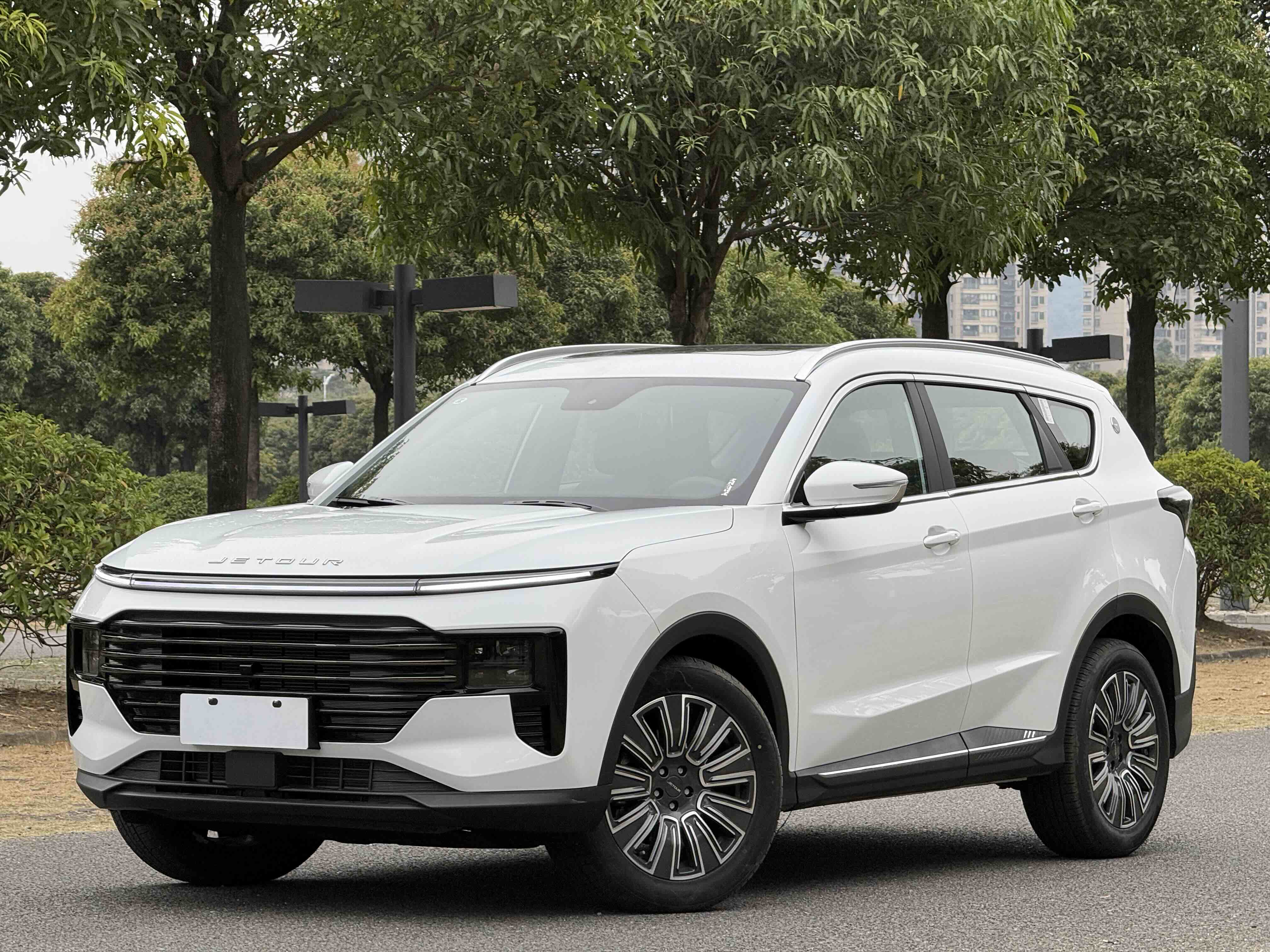 Jetour X70 PLUS 2026 car image 