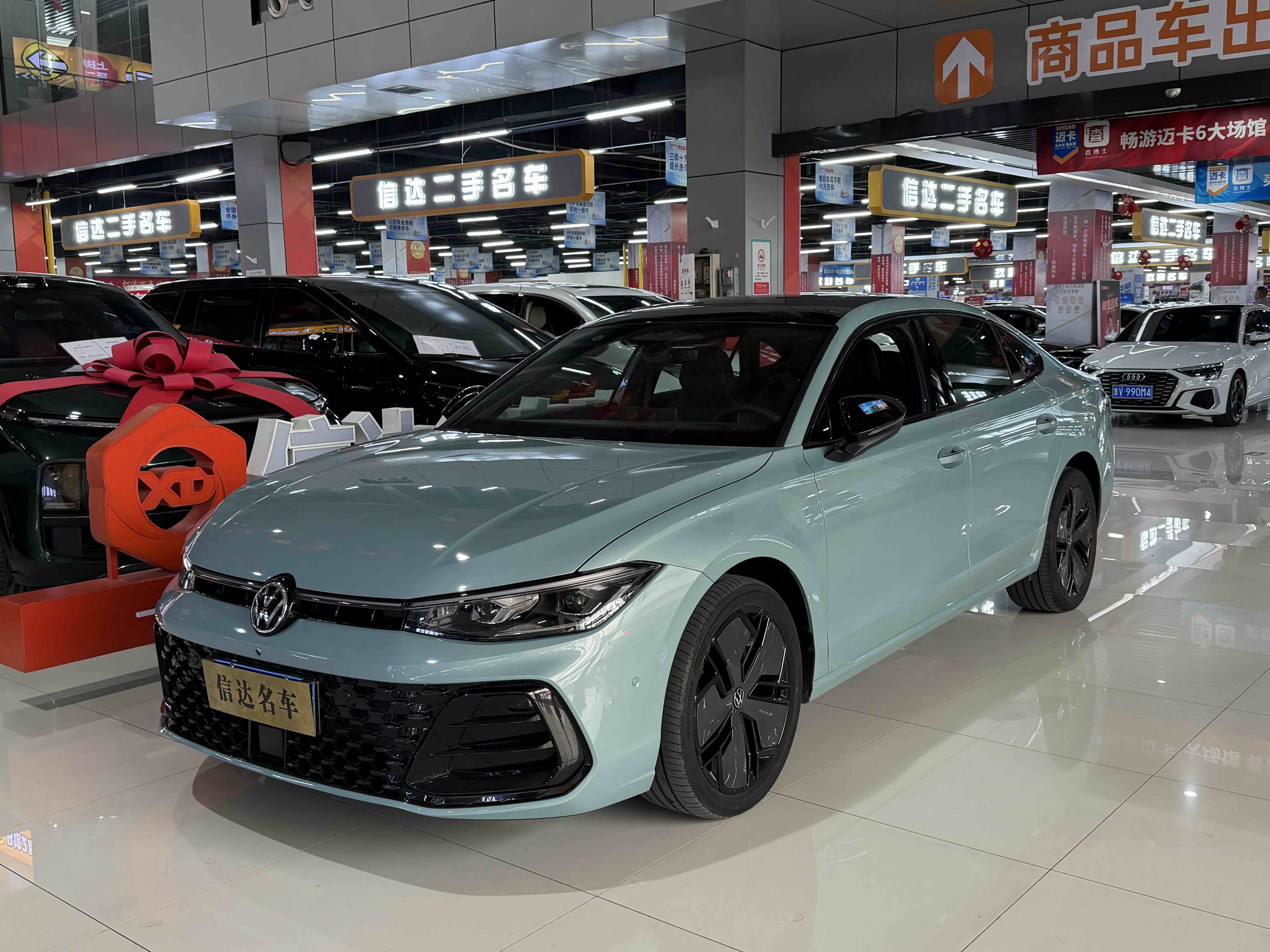 Volkswagen Passat 2024 car image 