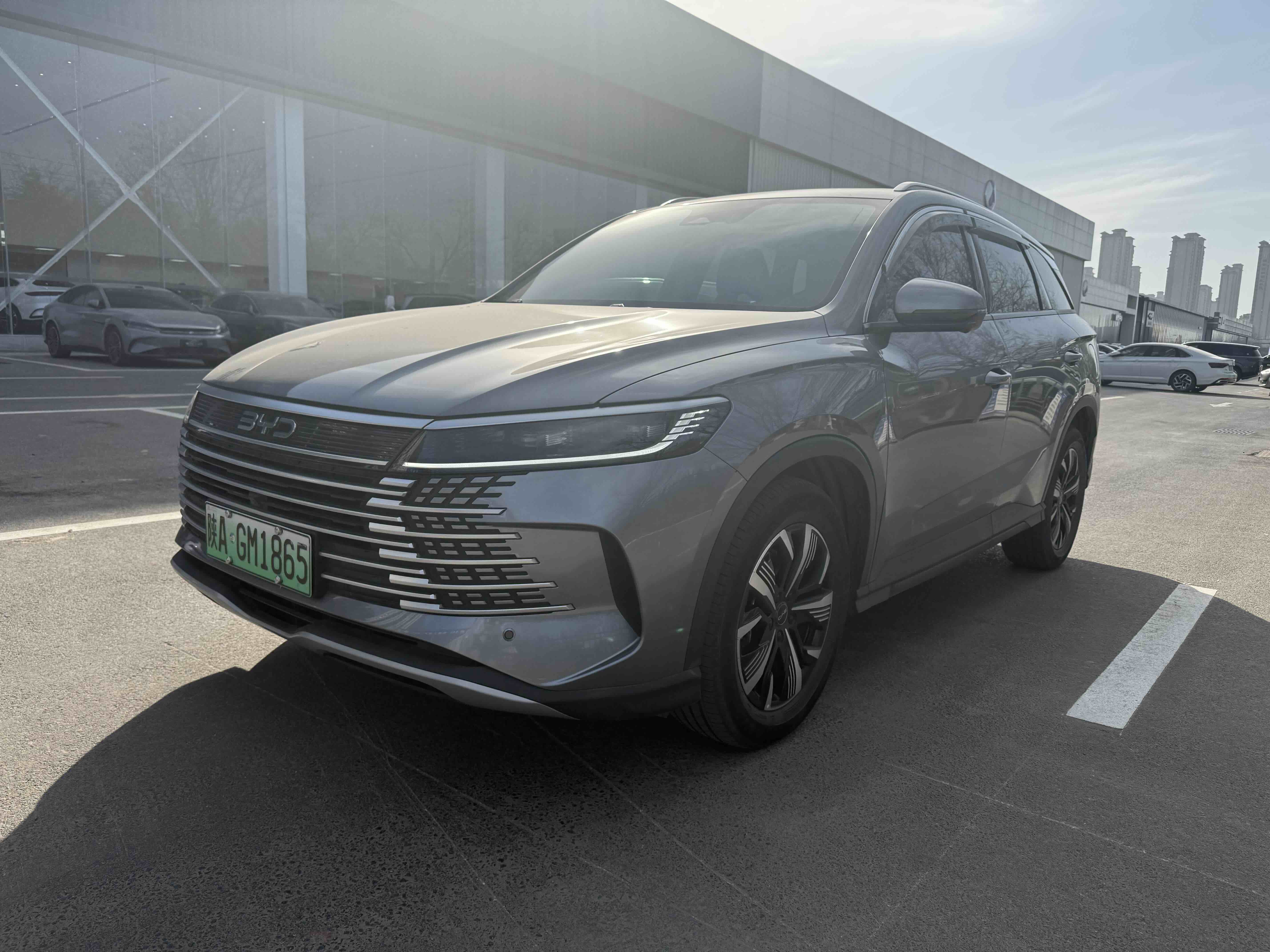 BYD Sea Lion 05 DM-i 2025 car image 