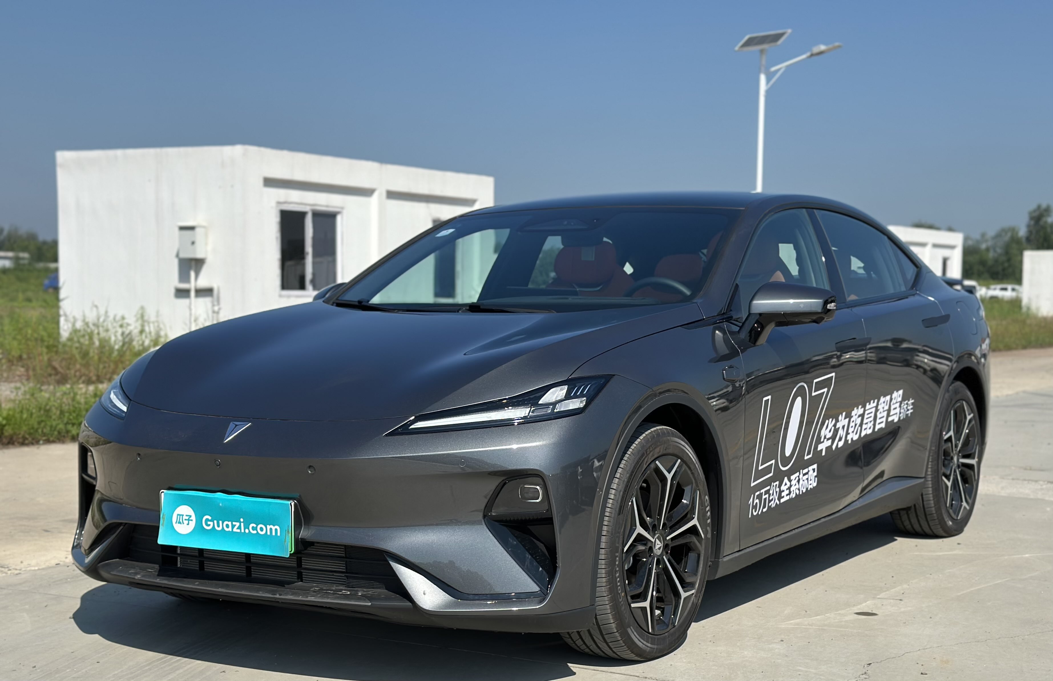 Deepal L07 2025 car image 