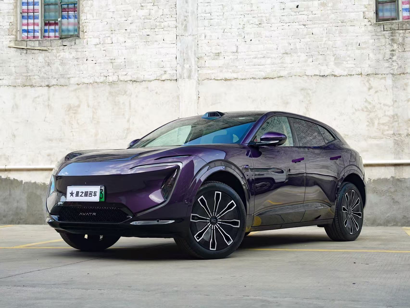 Avatr 07 2025 immagine di auto 