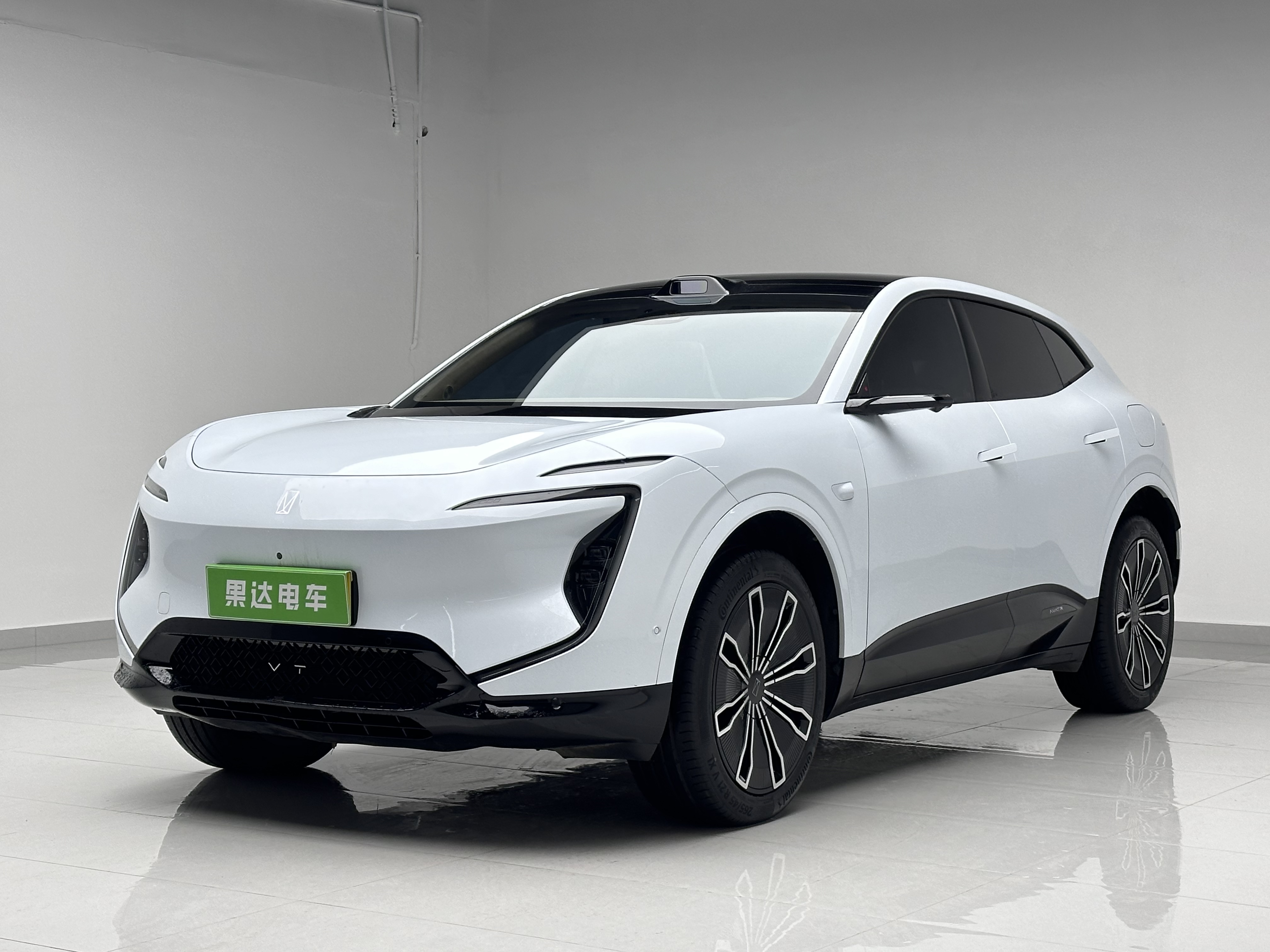 Avatr 07 2025 car image 