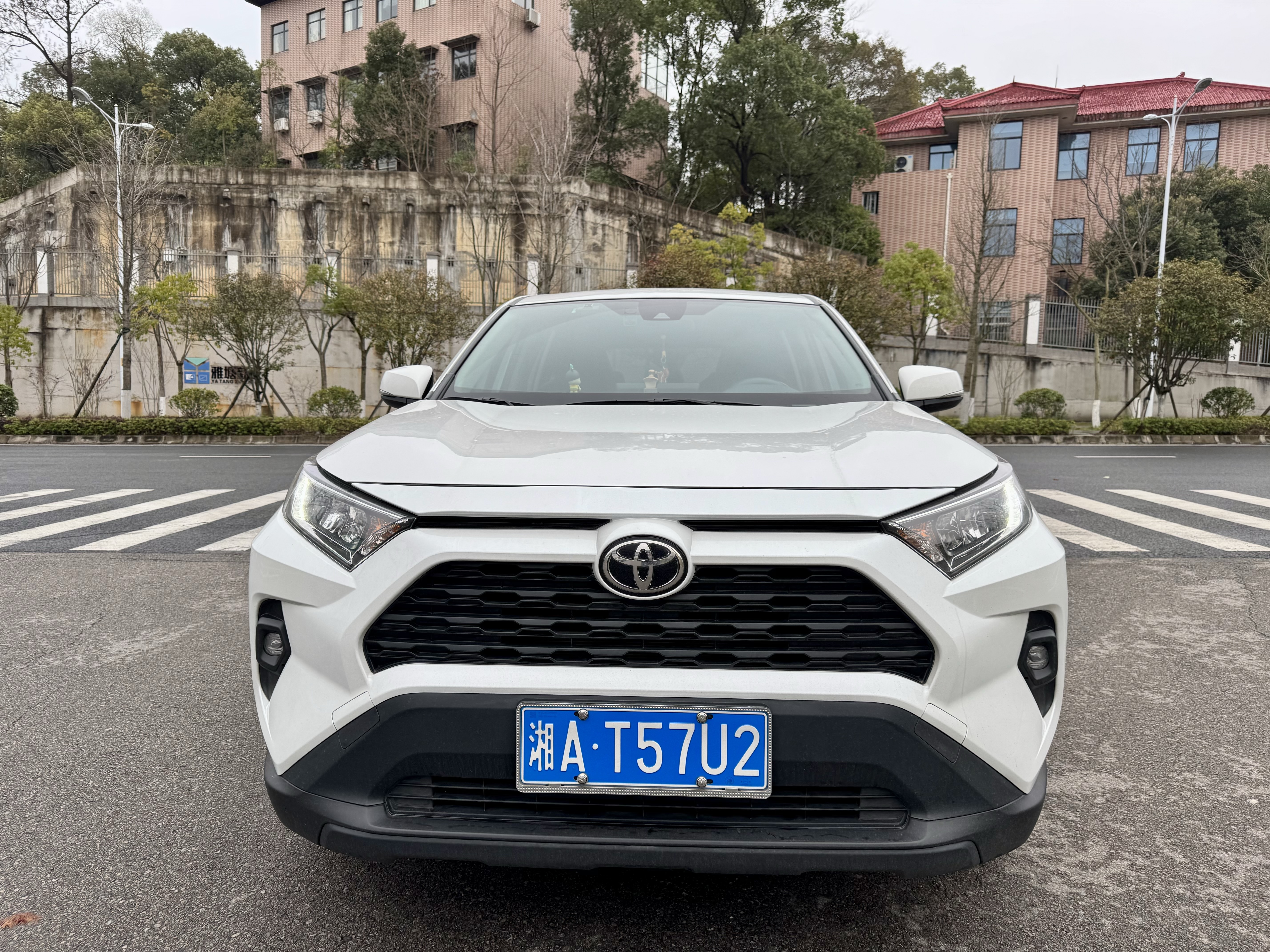 Toyota RAV4 2024 imagem de carro 