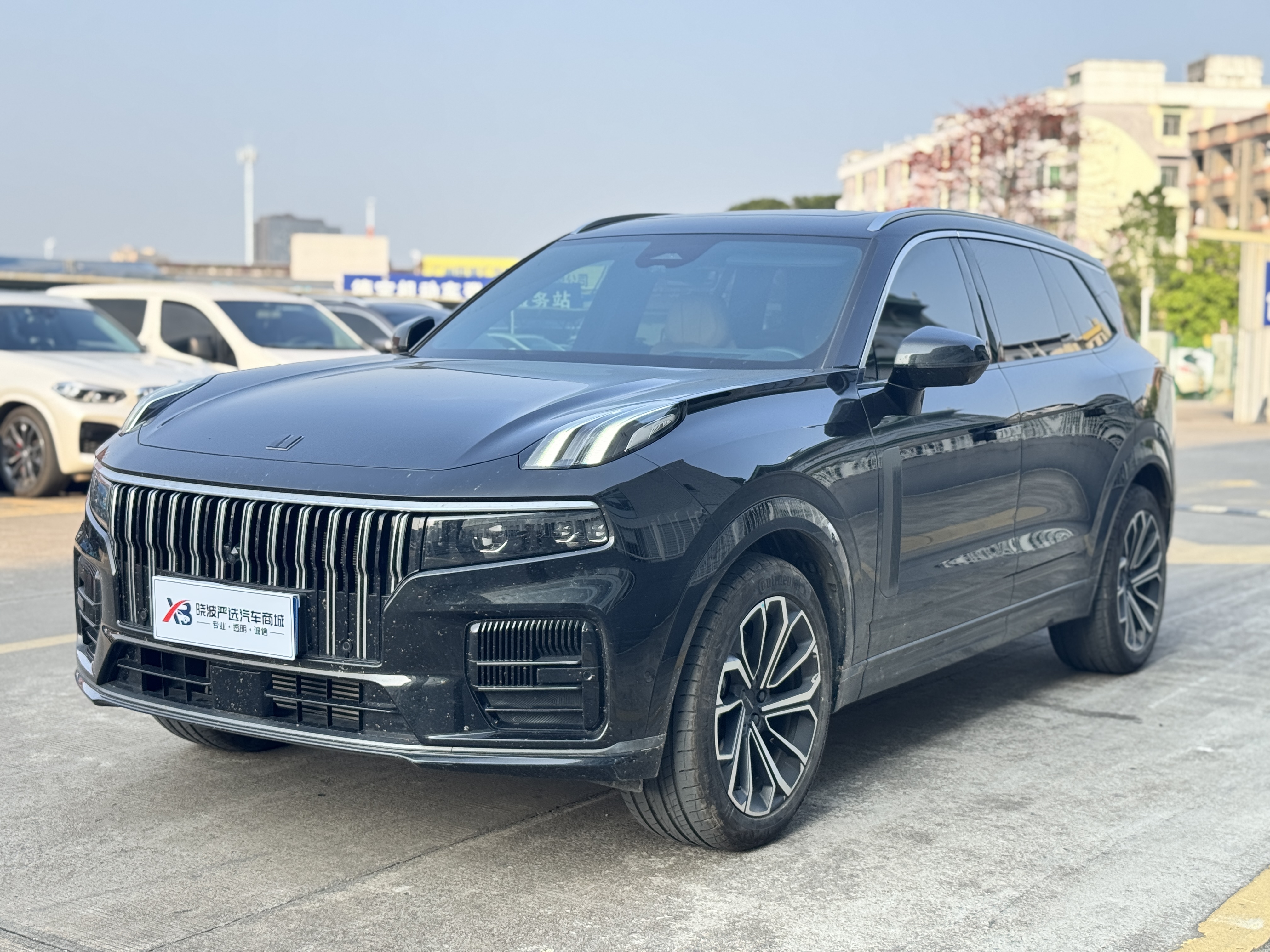 Lynk & Co 09 2025 car image 