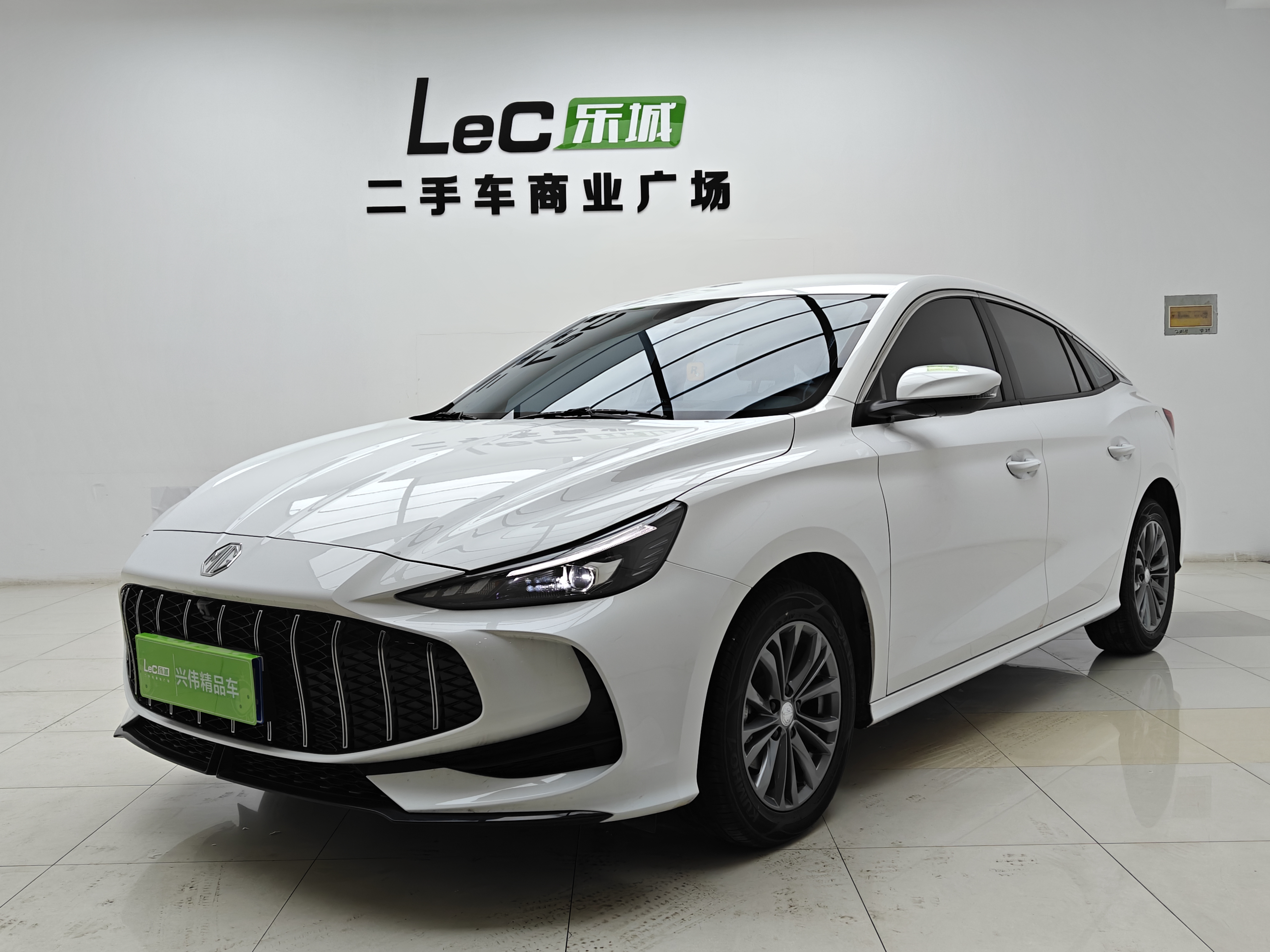 MG 2025 MG 2025 car image