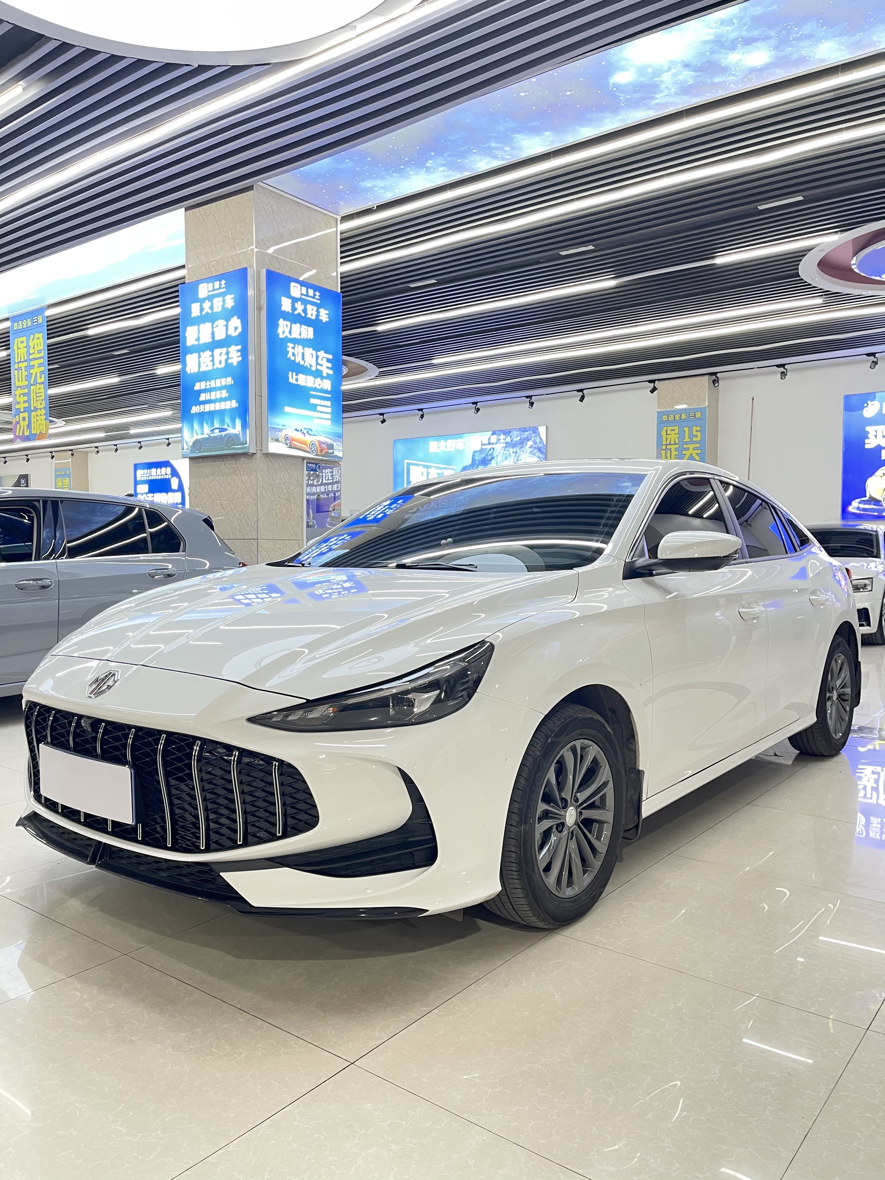 MG 5 2025 car image 
