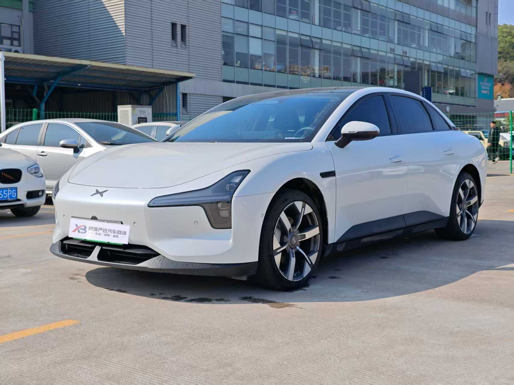 Xpeng MONA M03 2025 immagine di auto 