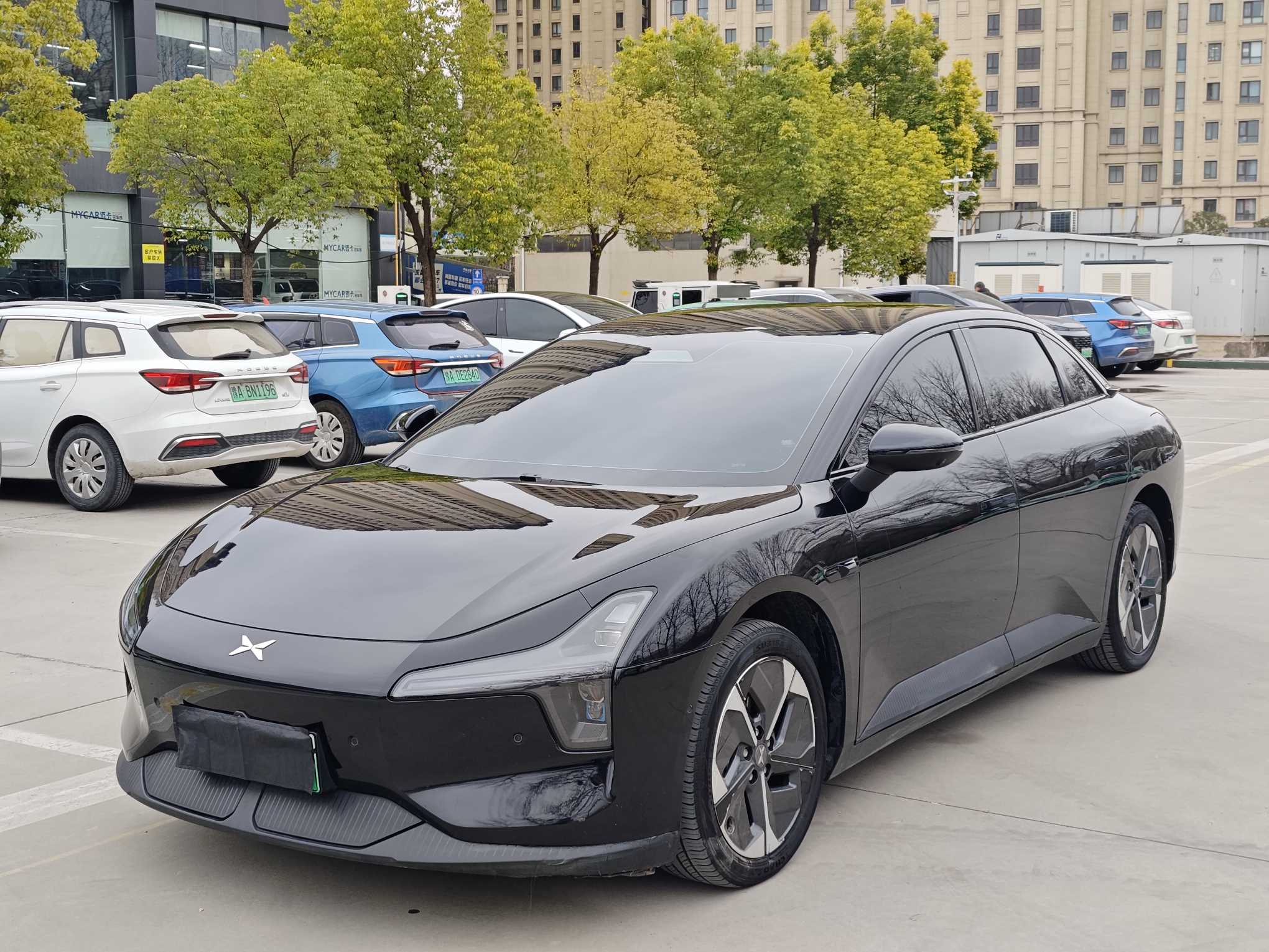 Xpeng MONA M03 2024 immagine di auto 