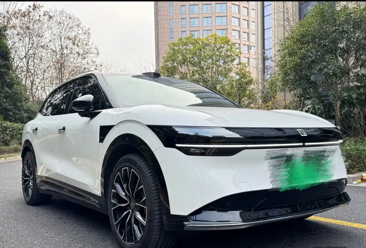 Zeekr 7X 2024 car image 