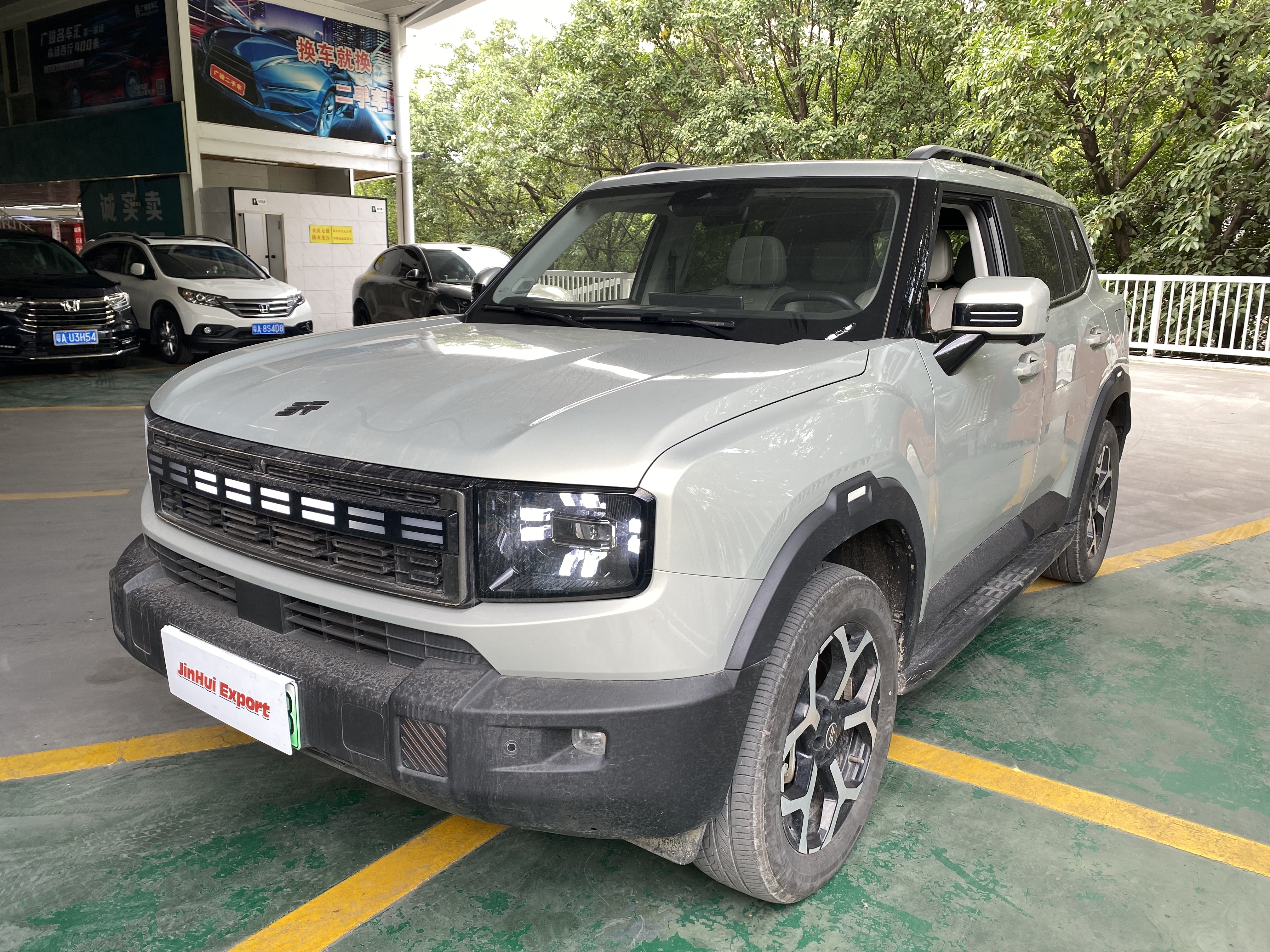 Jetour 2024 car image 