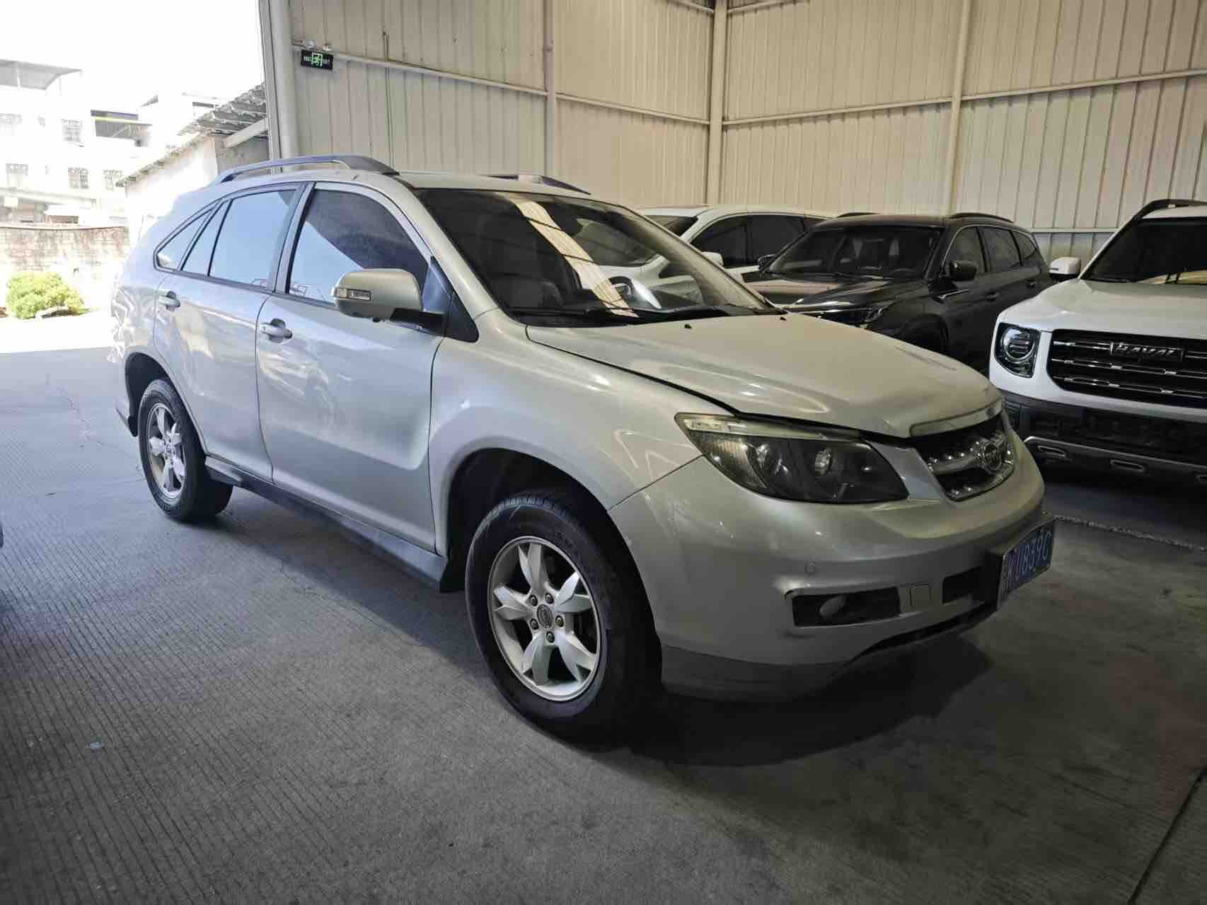 BYD S6 2014 car image 